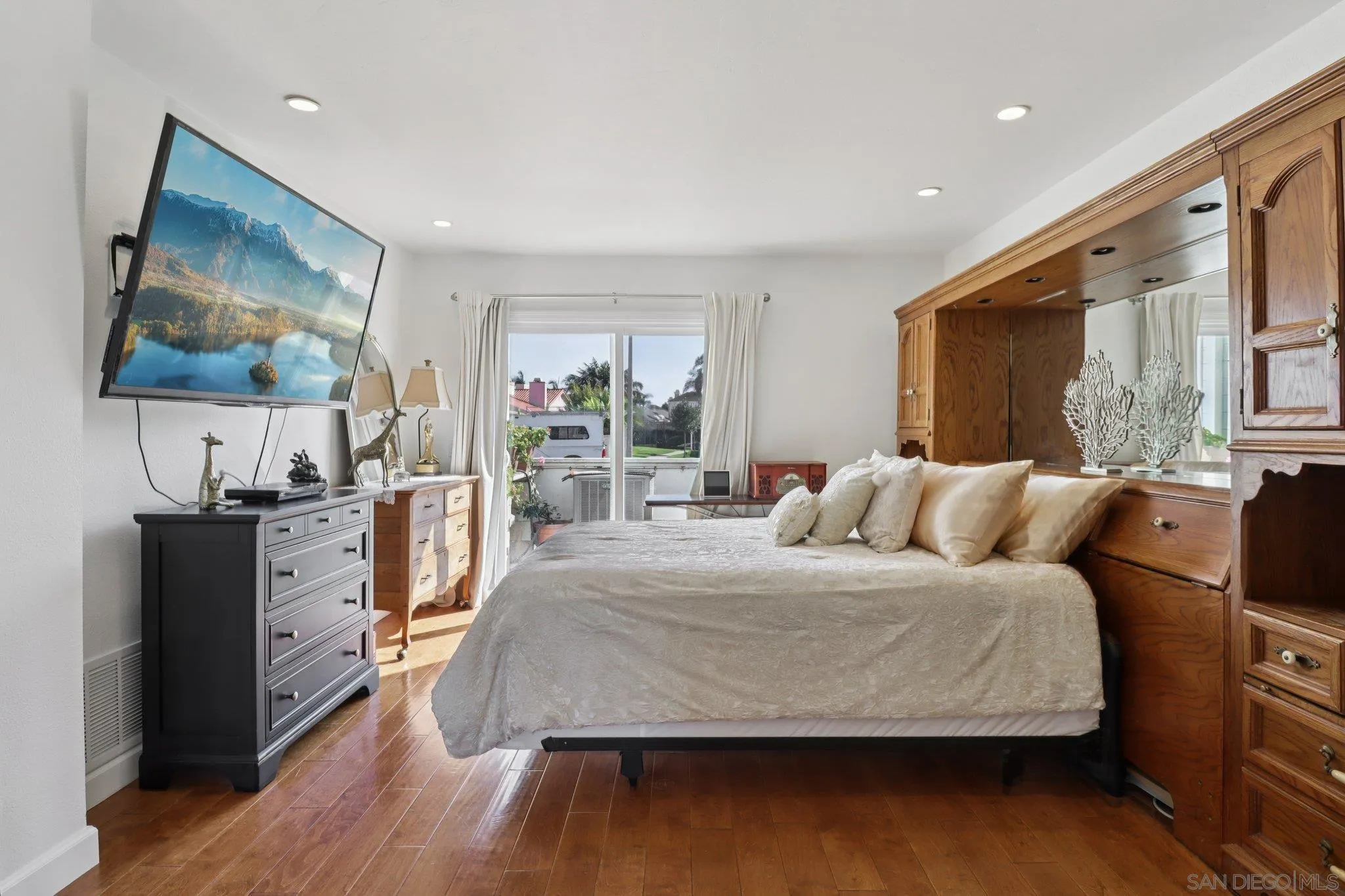 Photo #18: 2600832 Listing: Photo #18