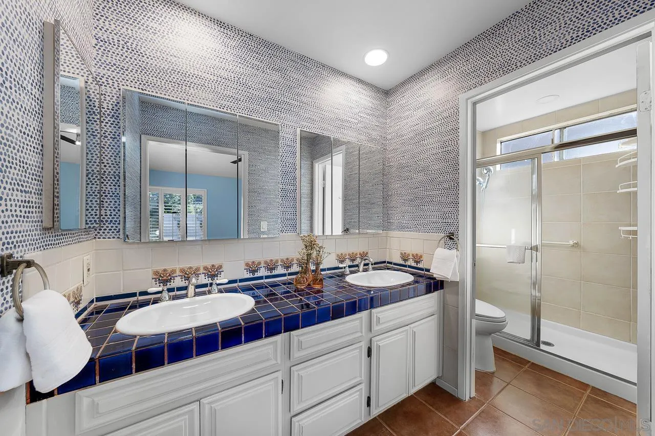 https://cdn.realtyfeed.com/cdn/127/2600834/d94280faa3d263975b5938ad258e1ad0.webp