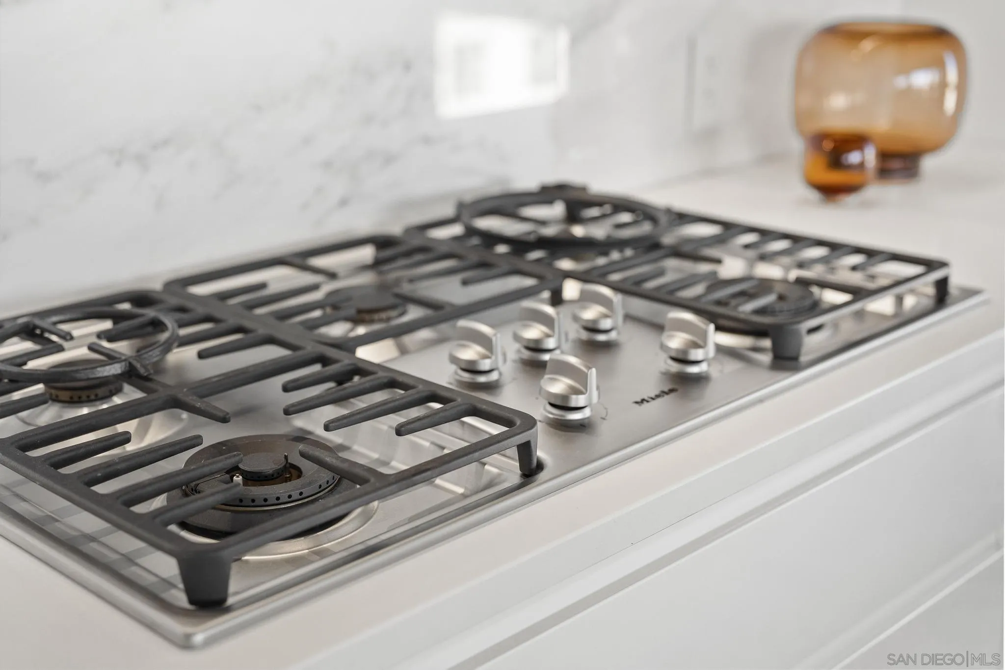 Photo #14: 2600839 Listing: Photo #14