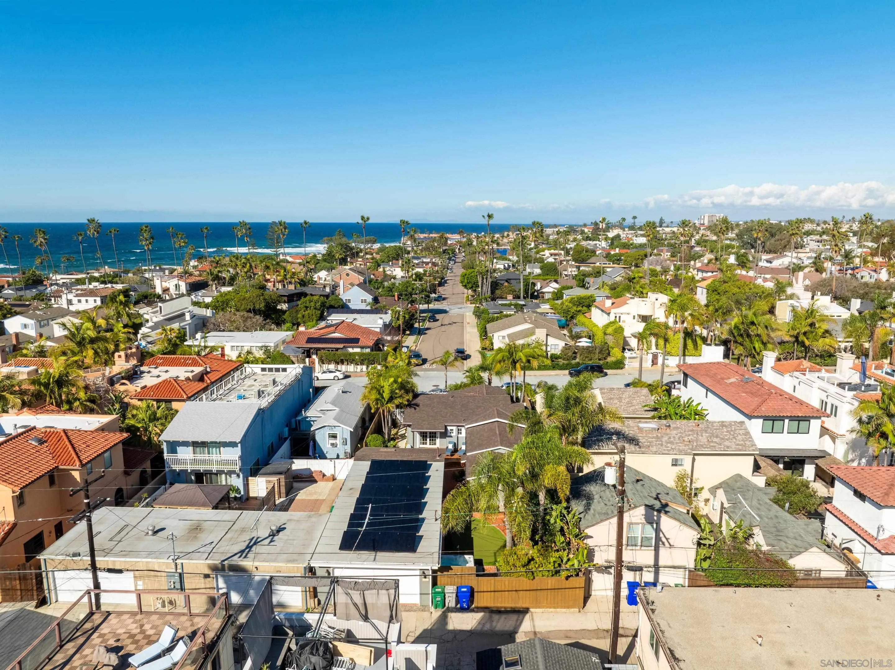 https://cdn.realtyfeed.com/cdn/127/2600841/800e3d43ef1f167504c08ffc25e9ad40.webp