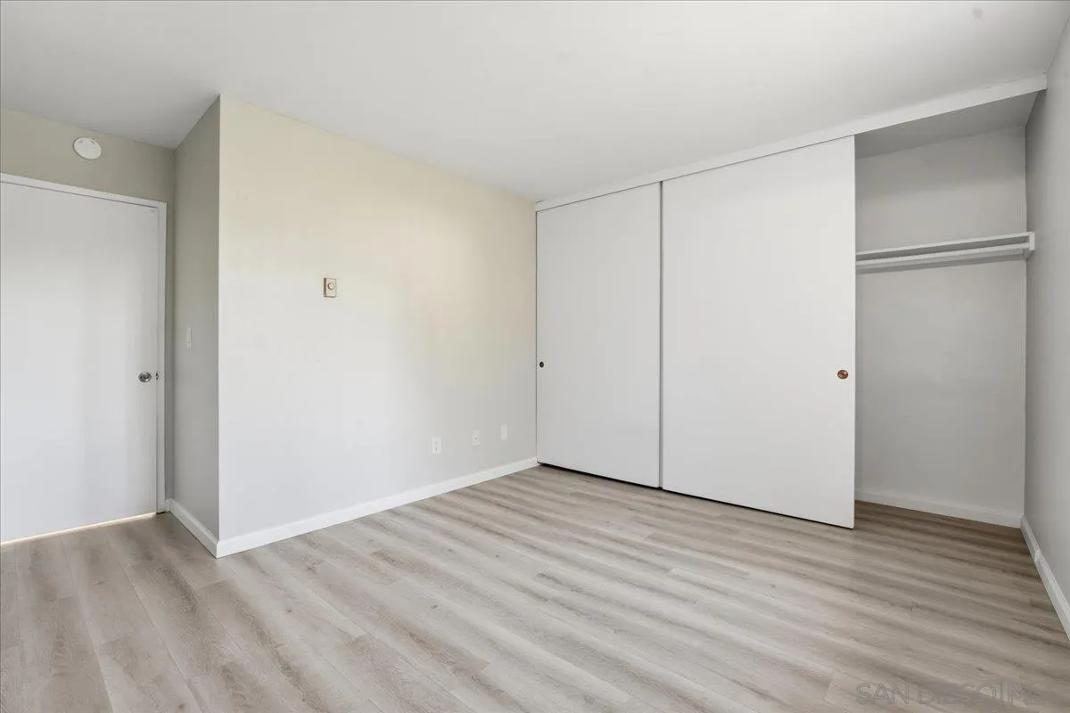 Photo #13: 2600844 Listing: Photo #13