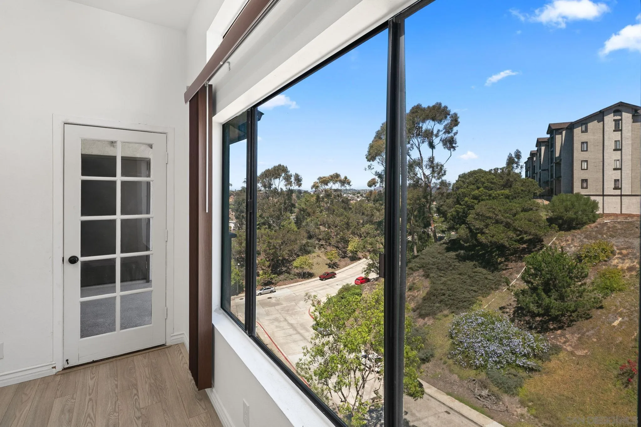 Photo #13: 2600847 Listing: Photo #13