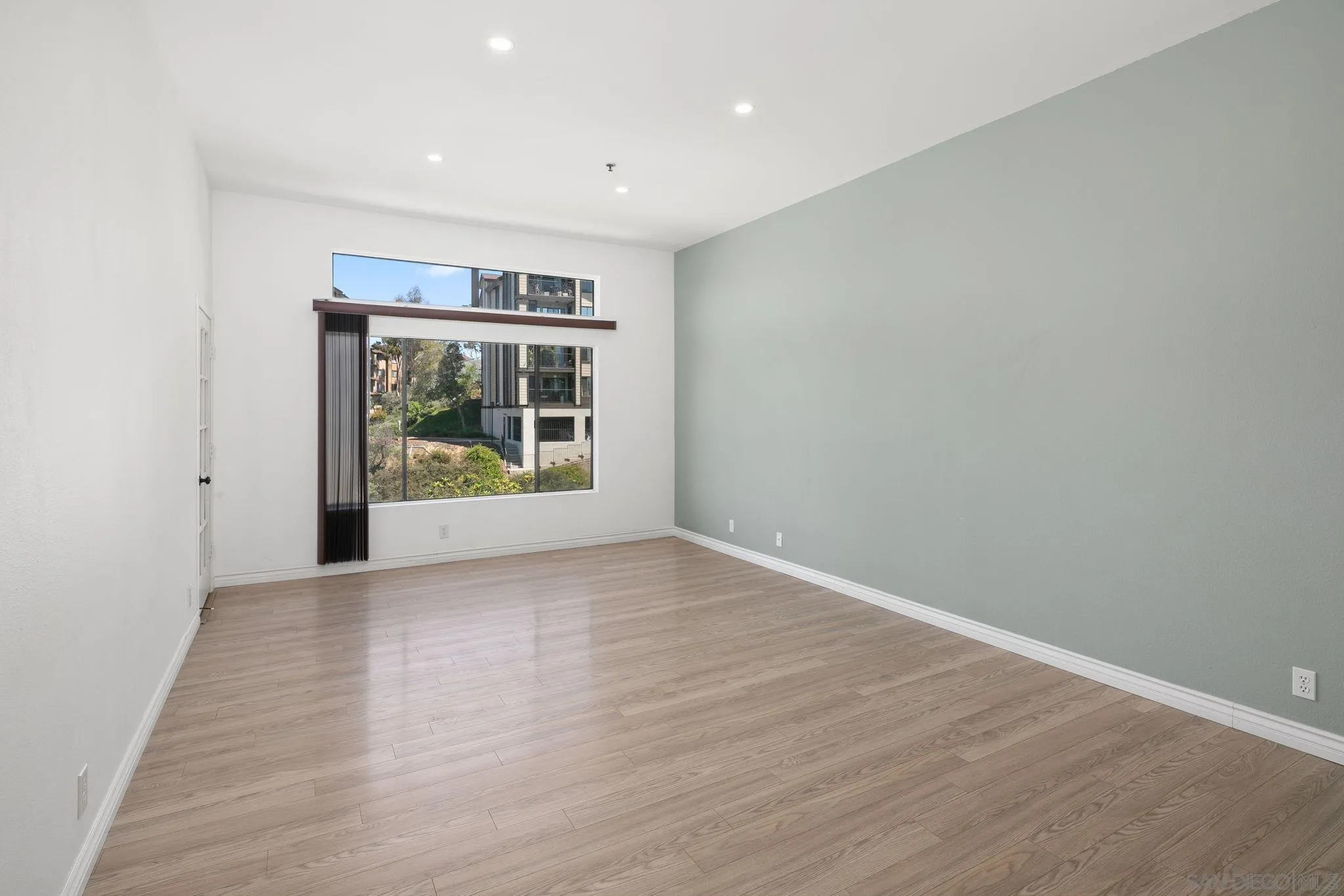 Photo #7: 2600847 Listing: Photo #7