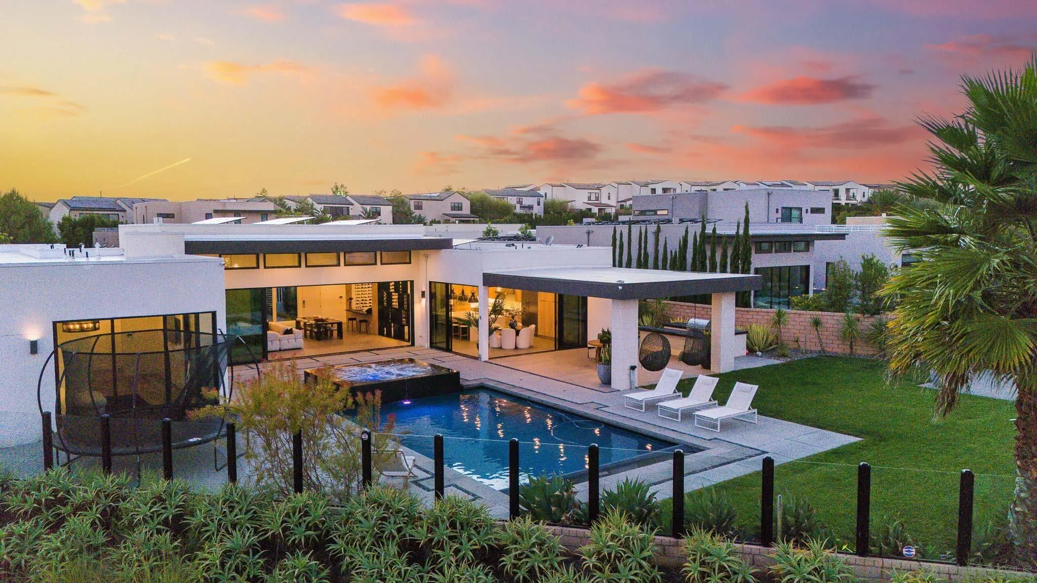 https://cdn.realtyfeed.com/cdn/127/2600850/b01617911430736bc0e8f0111e3b4baf.webp