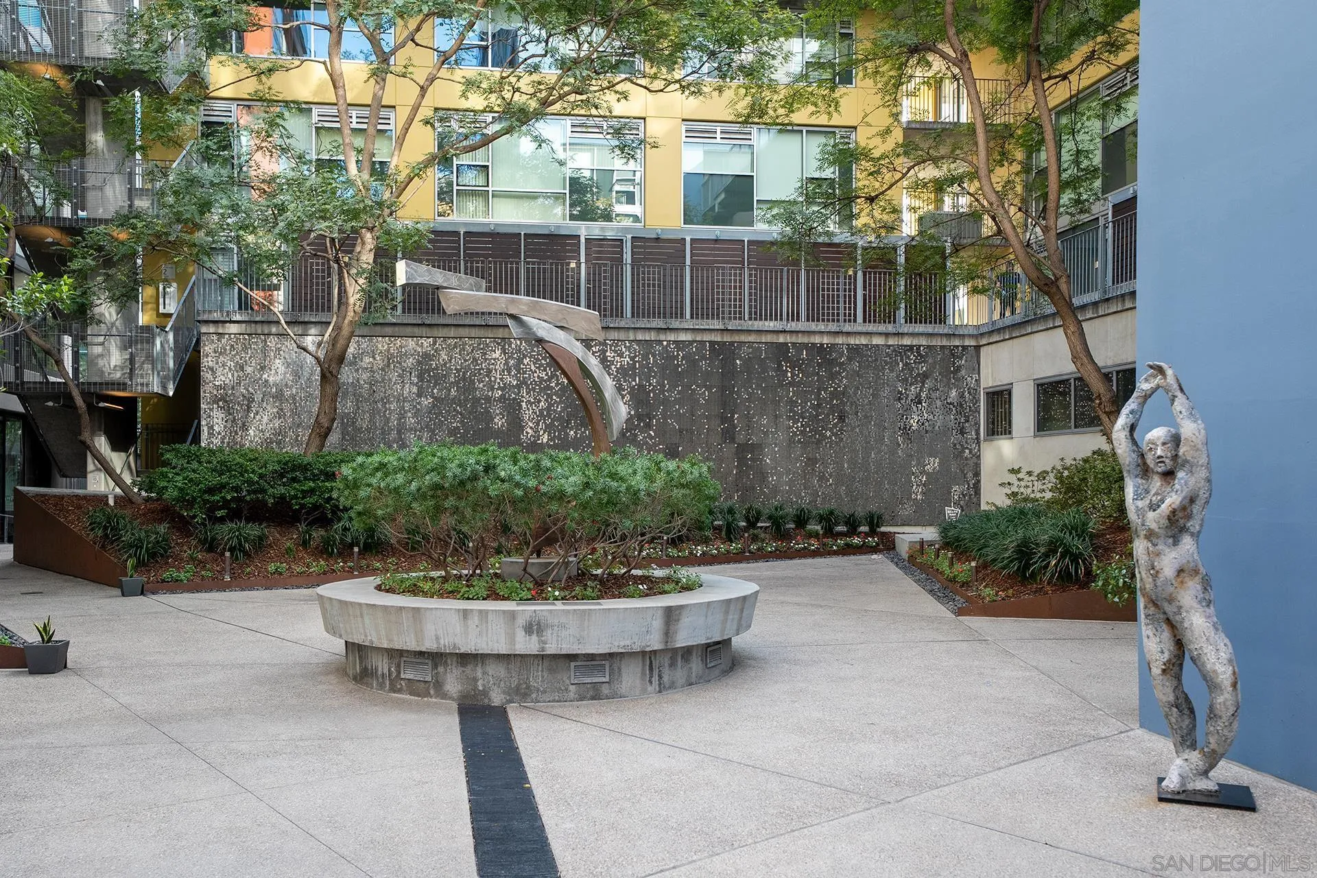 Photo #70: 2600851 Listing: Photo #70