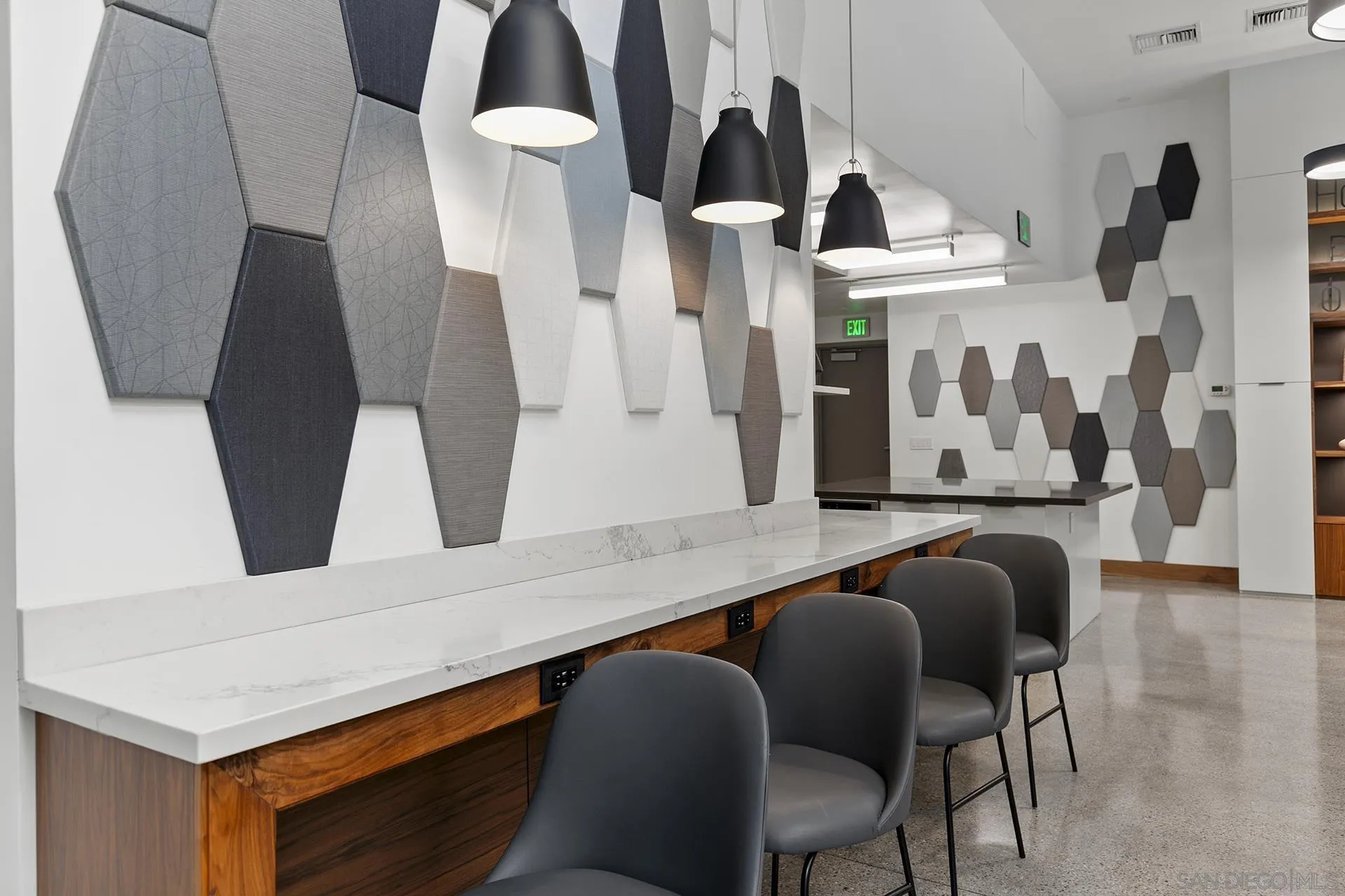 Photo #65: 2600851 Listing: Photo #65