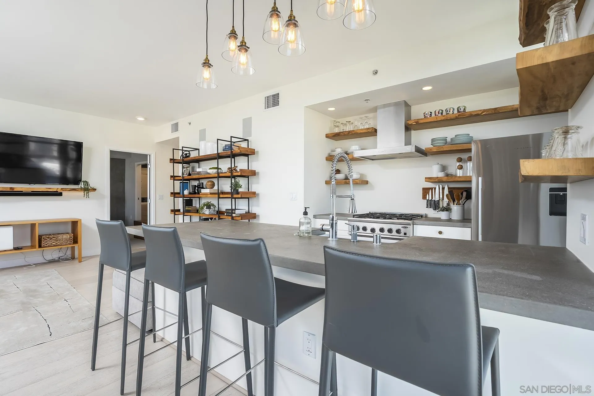 Photo #14: 2600851 Listing: Photo #14