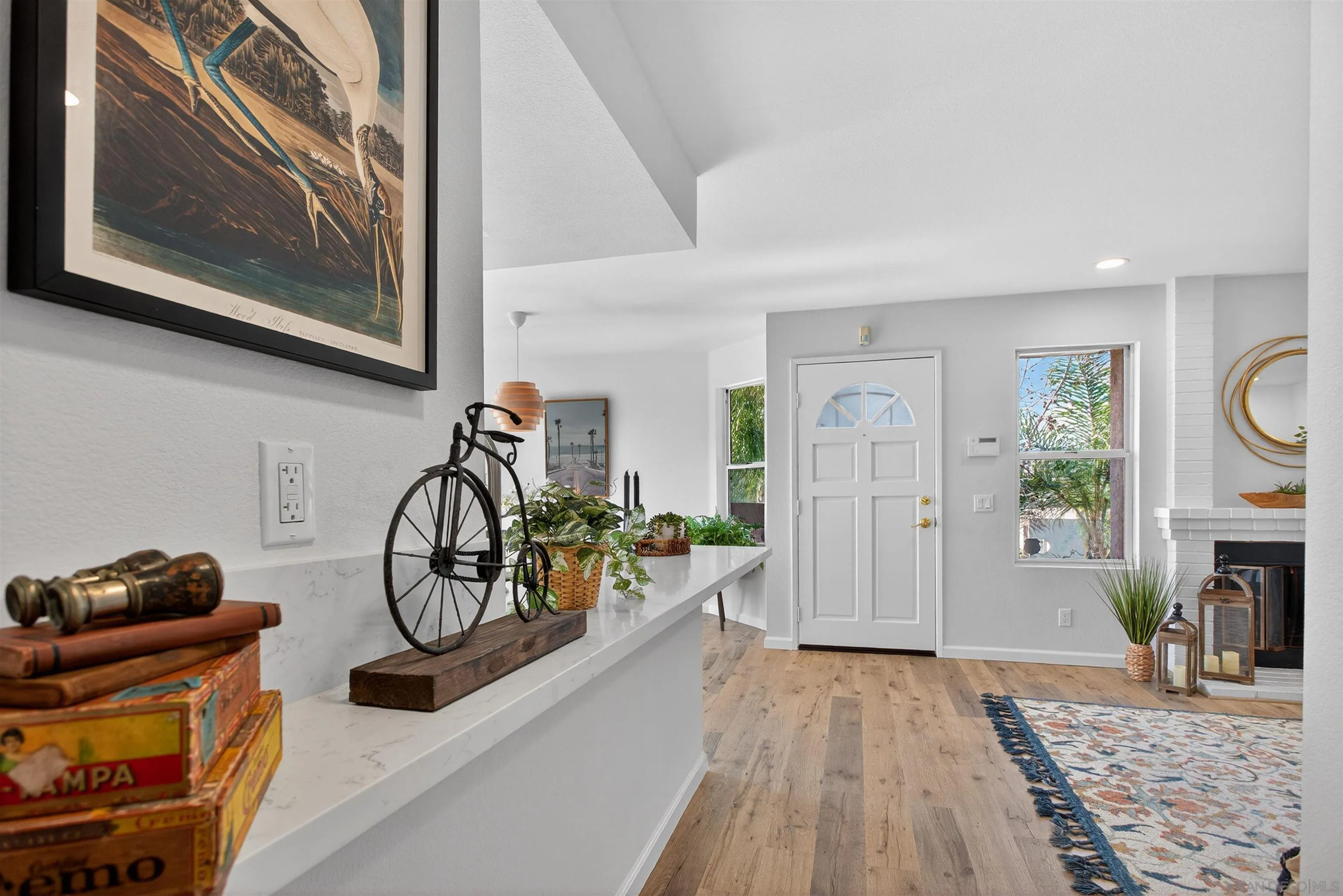 https://cdn.realtyfeed.com/cdn/127/2600866/1aee624dcc80497456431b025ba4d648.webp