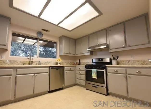https://cdn.realtyfeed.com/cdn/127/2600867/4b5a6d8172f515e5e419d1e4a85d999c.webp
