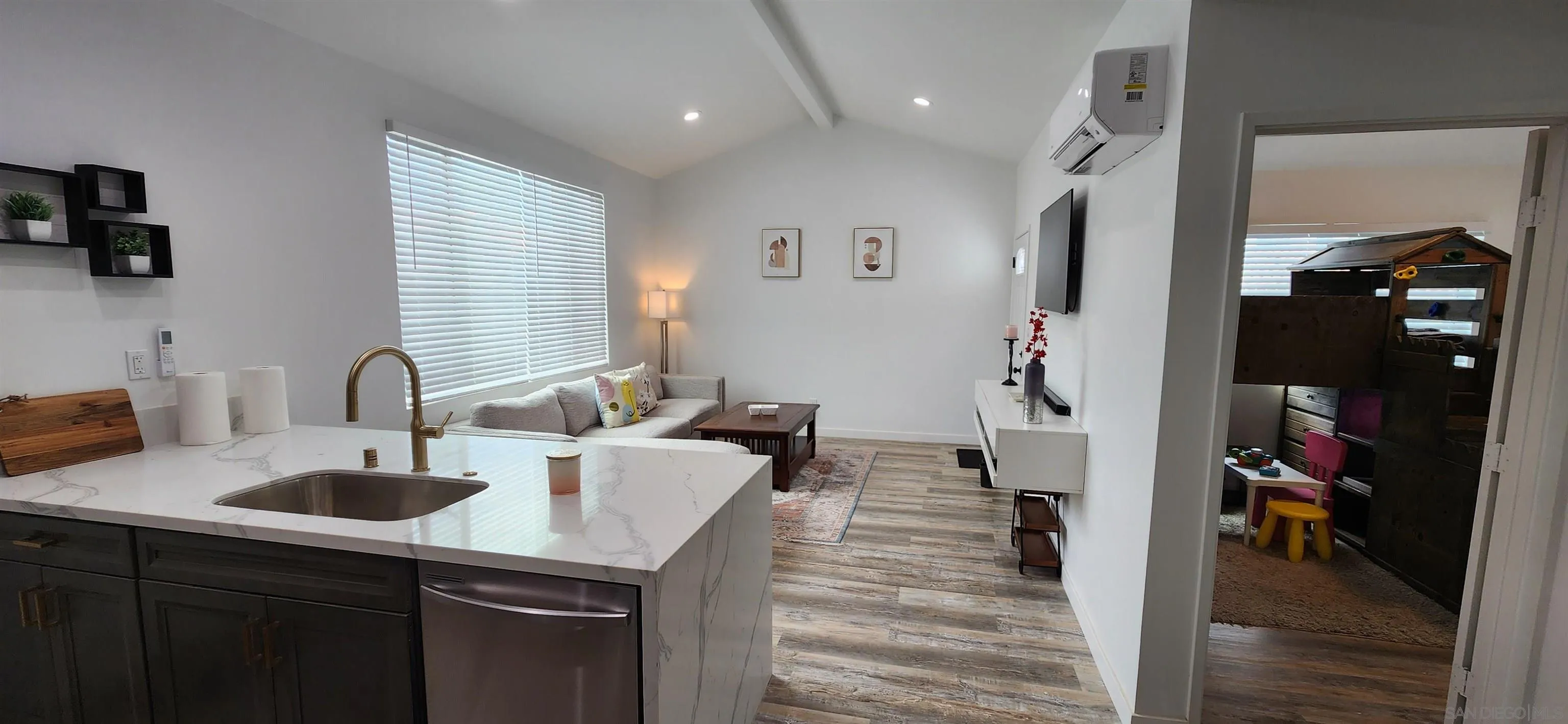 2144 L Ave, San Diego, CA, 91950