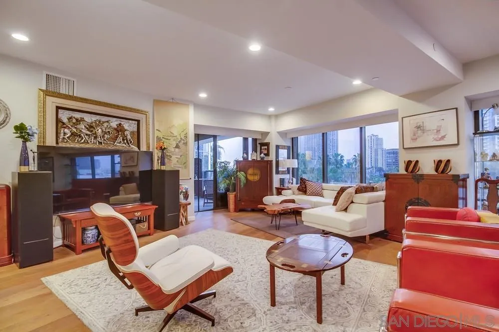 Photo #3: 2600871 Listing: Photo #3