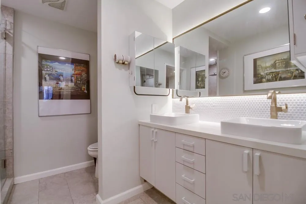 Photo #18: 2600871 Listing: Photo #18