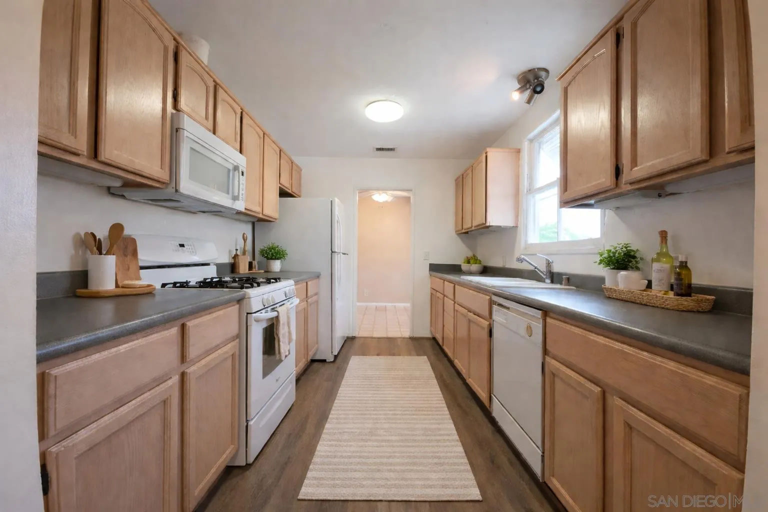 https://cdn.realtyfeed.com/cdn/127/2600890/2f2623d785365f7f8412976be6d844c9.webp