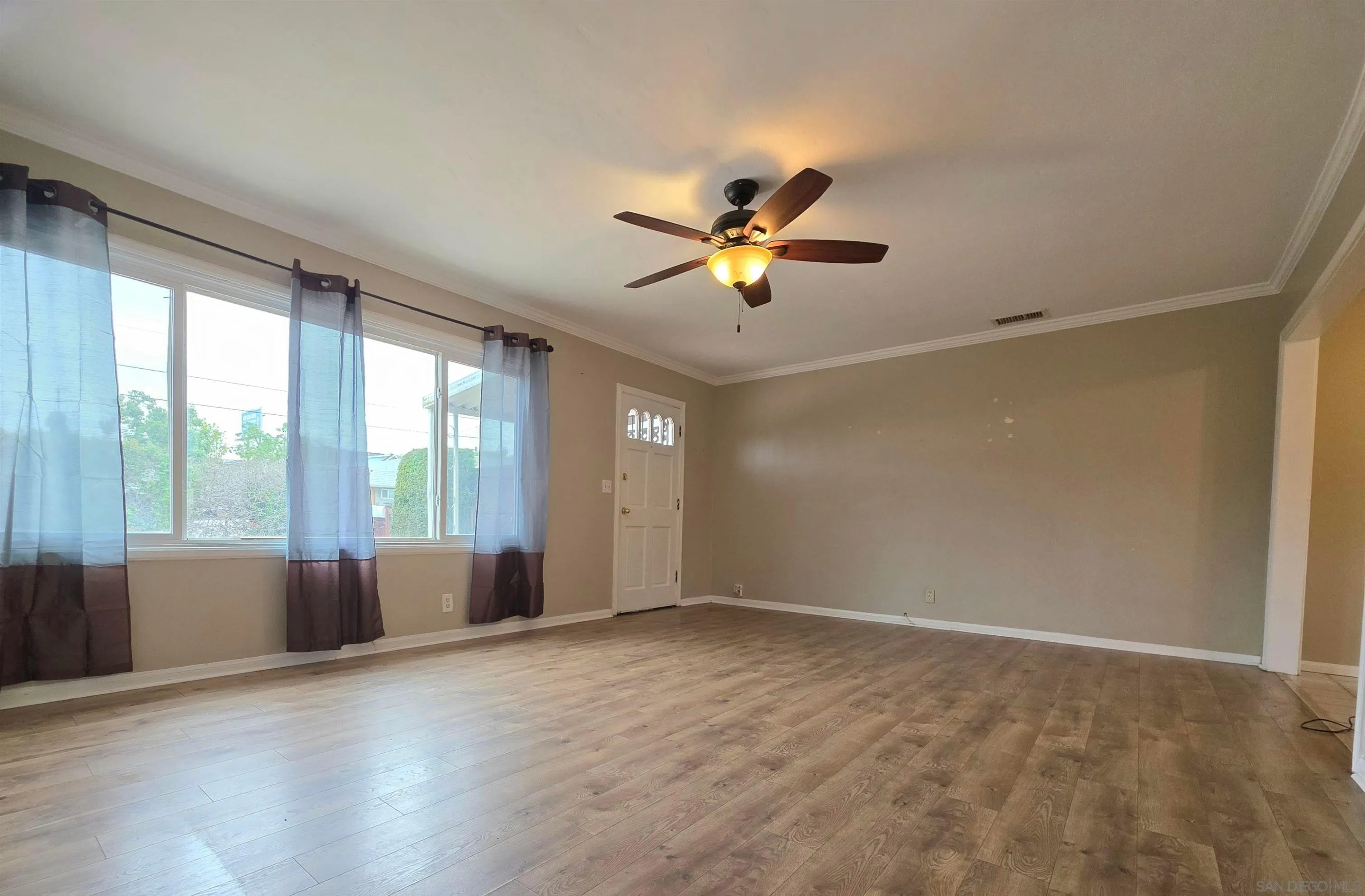 https://cdn.realtyfeed.com/cdn/127/2600890/ec76a141972573d10c1d2962892d5b91.webp