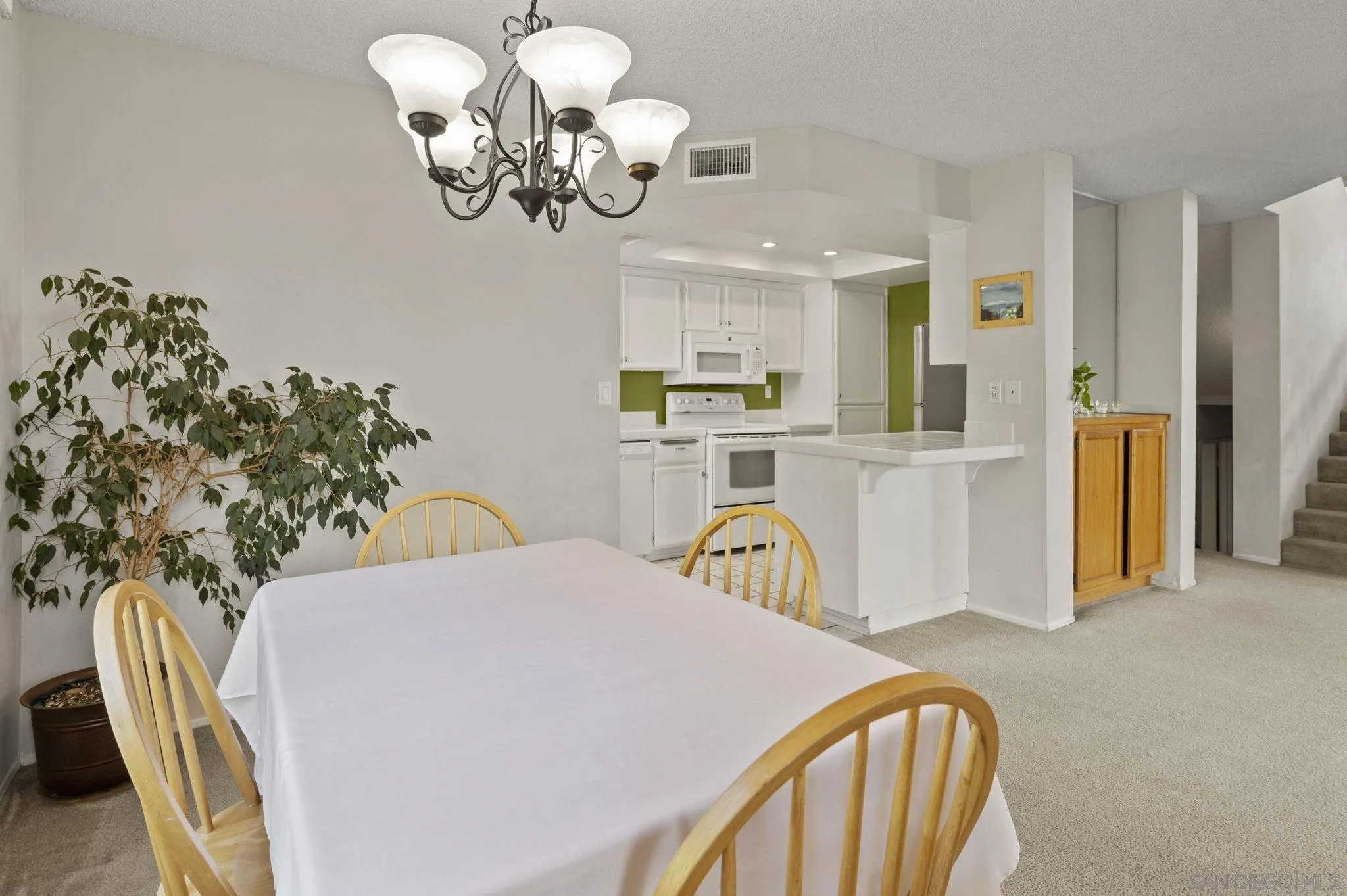 10503 Flora Azalea Ct. West, Santee, CA, 92071
