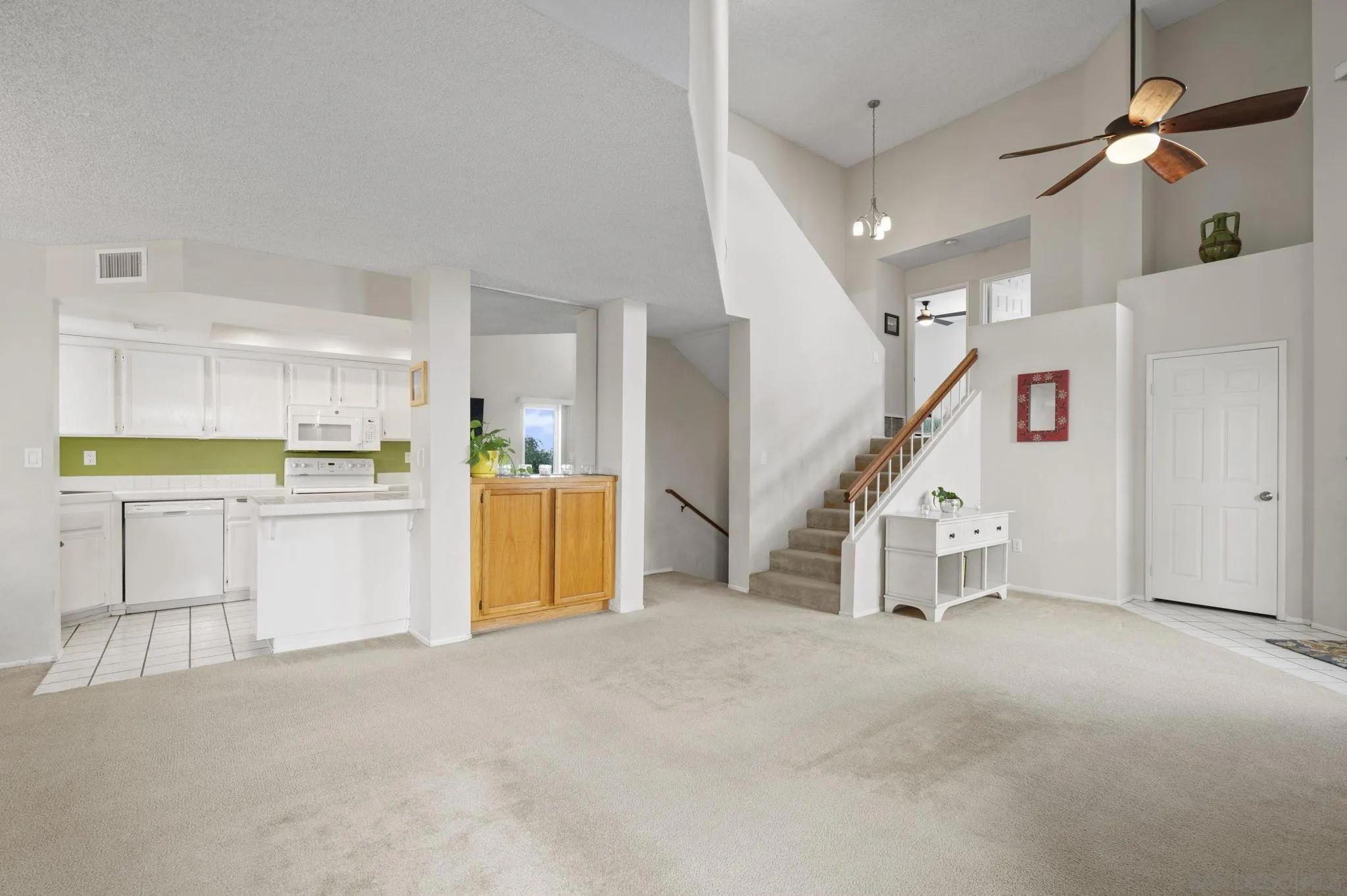 10503 Flora Azalea Ct. West, Santee, CA, 92071