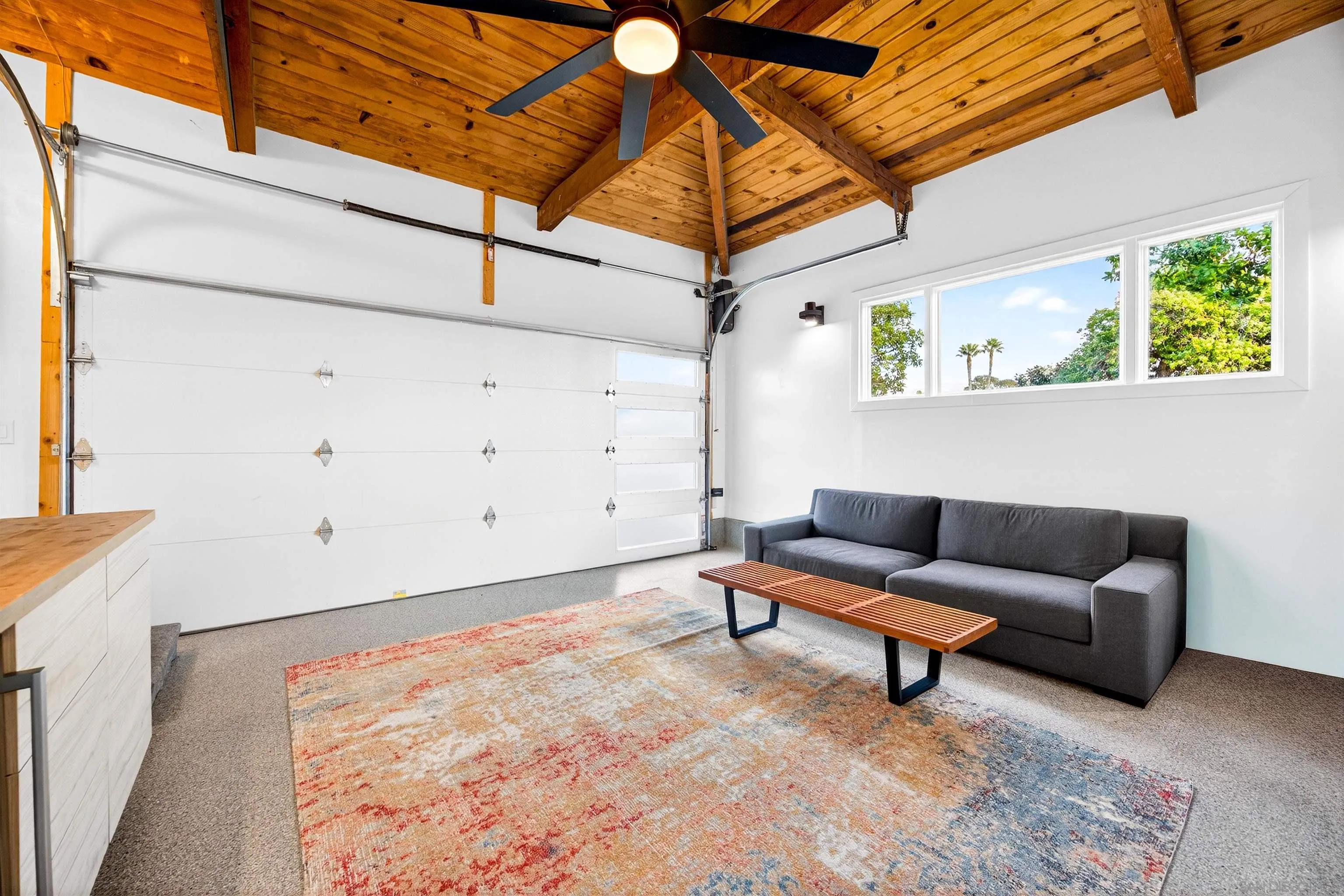 https://cdn.realtyfeed.com/cdn/127/2600905/4968701b798c21e33a9af60aa72fafed.webp