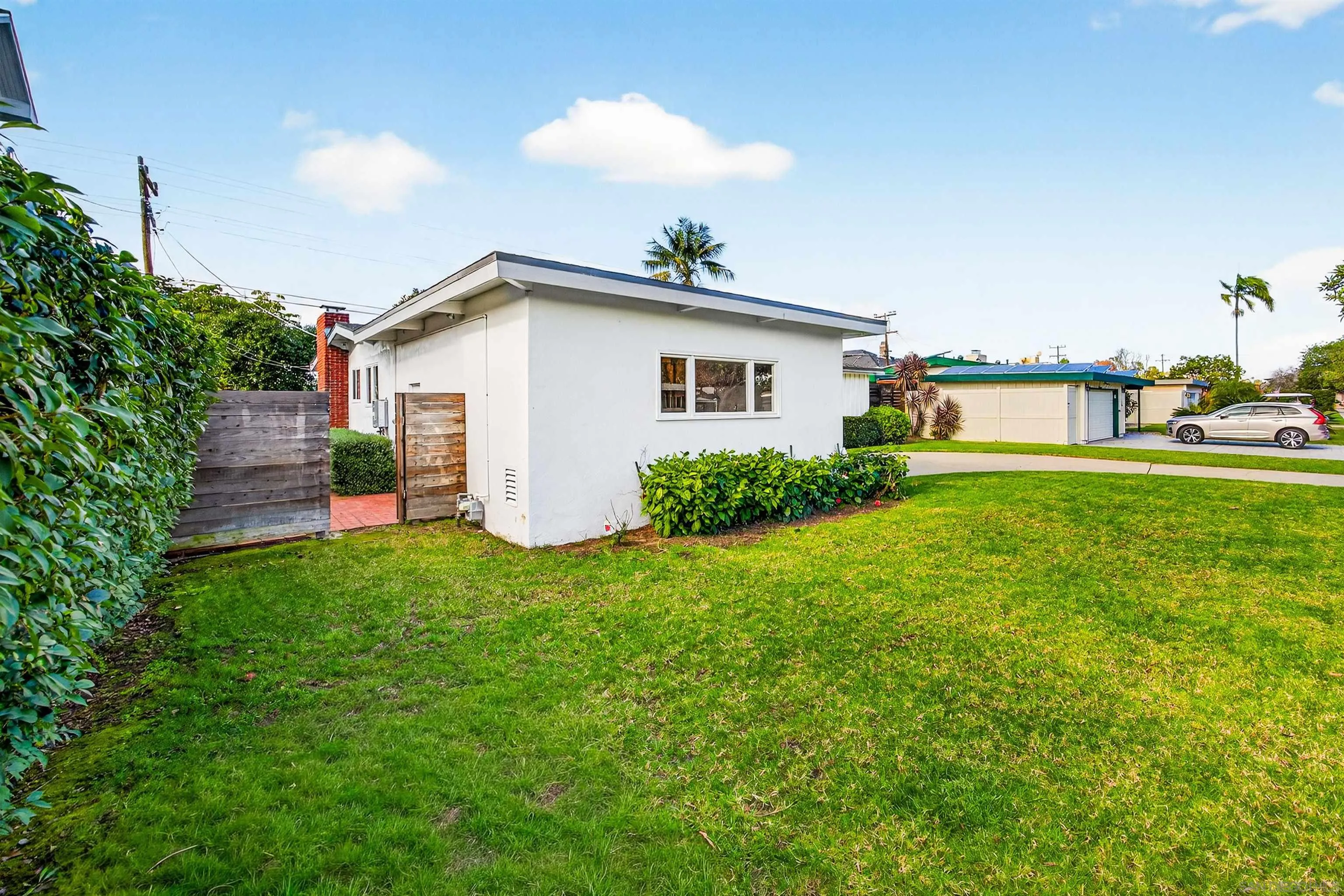 https://cdn.realtyfeed.com/cdn/127/2600905/a4f33090864a3143a27ac3933837889c.webp