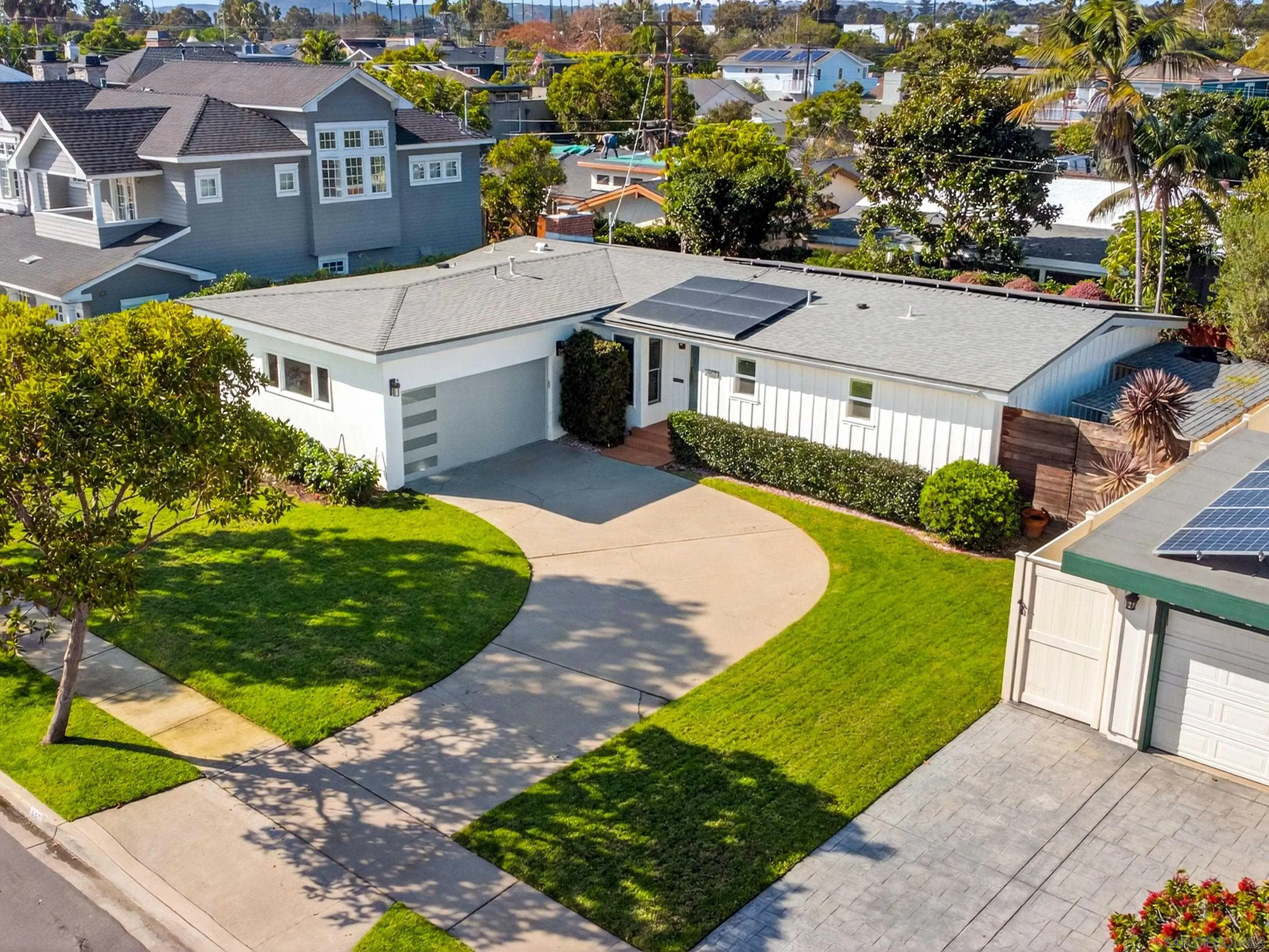 https://cdn.realtyfeed.com/cdn/127/2600905/b0553308ee137acb161f6c92213013a8.webp