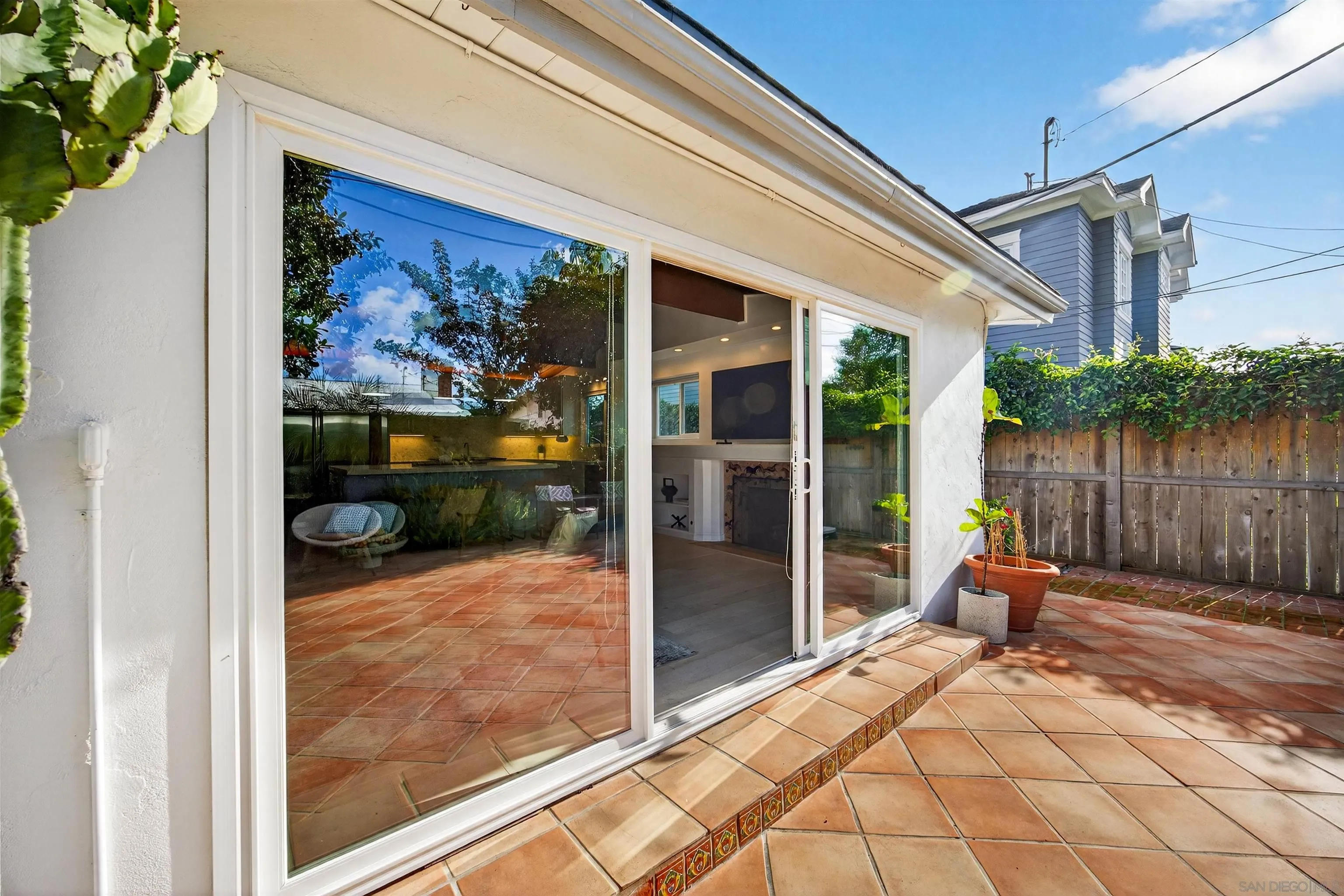 https://cdn.realtyfeed.com/cdn/127/2600905/be6777114909e71919a6ee6a8a0b5f52.webp