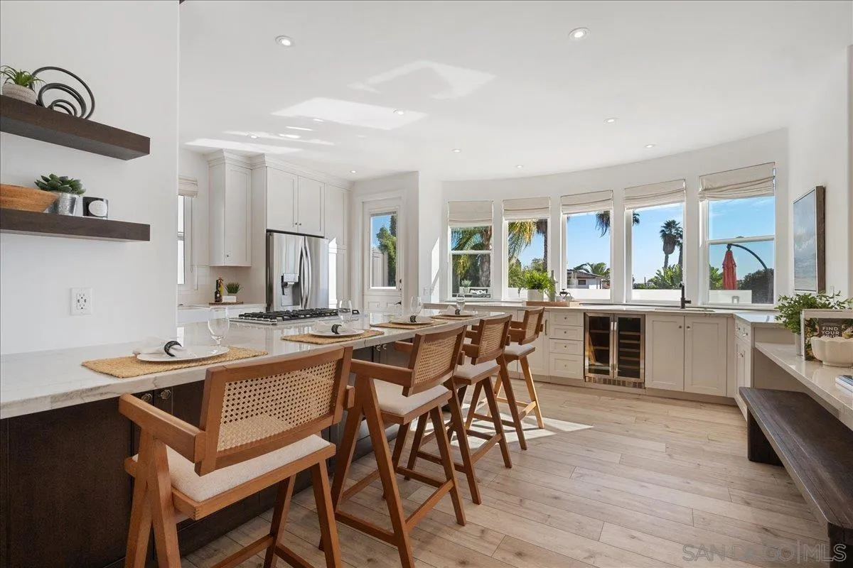 https://cdn.realtyfeed.com/cdn/127/2600914/3b7141f9fbf3a2e4cf17520225659c78.webp