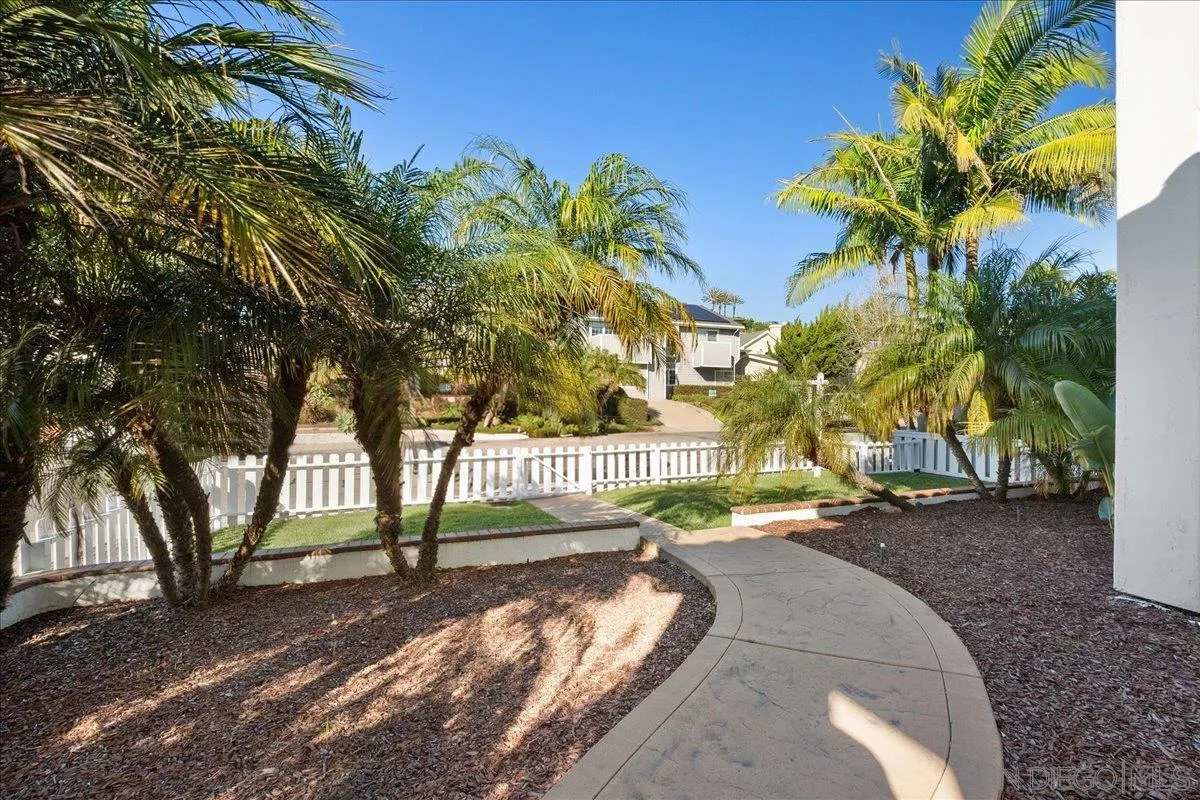 https://cdn.realtyfeed.com/cdn/127/2600914/7a2443fbf44847c760c8d070dcbf2973.webp