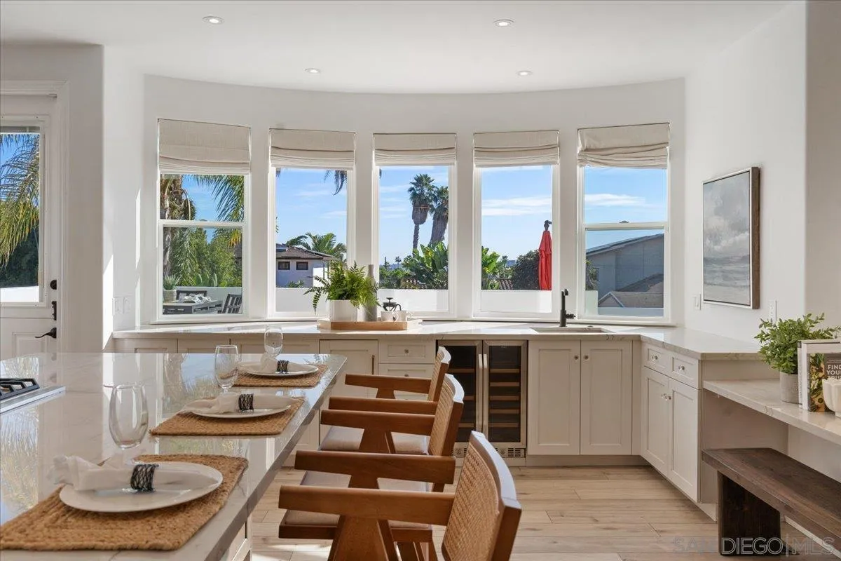 https://cdn.realtyfeed.com/cdn/127/2600914/cf15a431c2398582dc78d93c73127bd5.webp