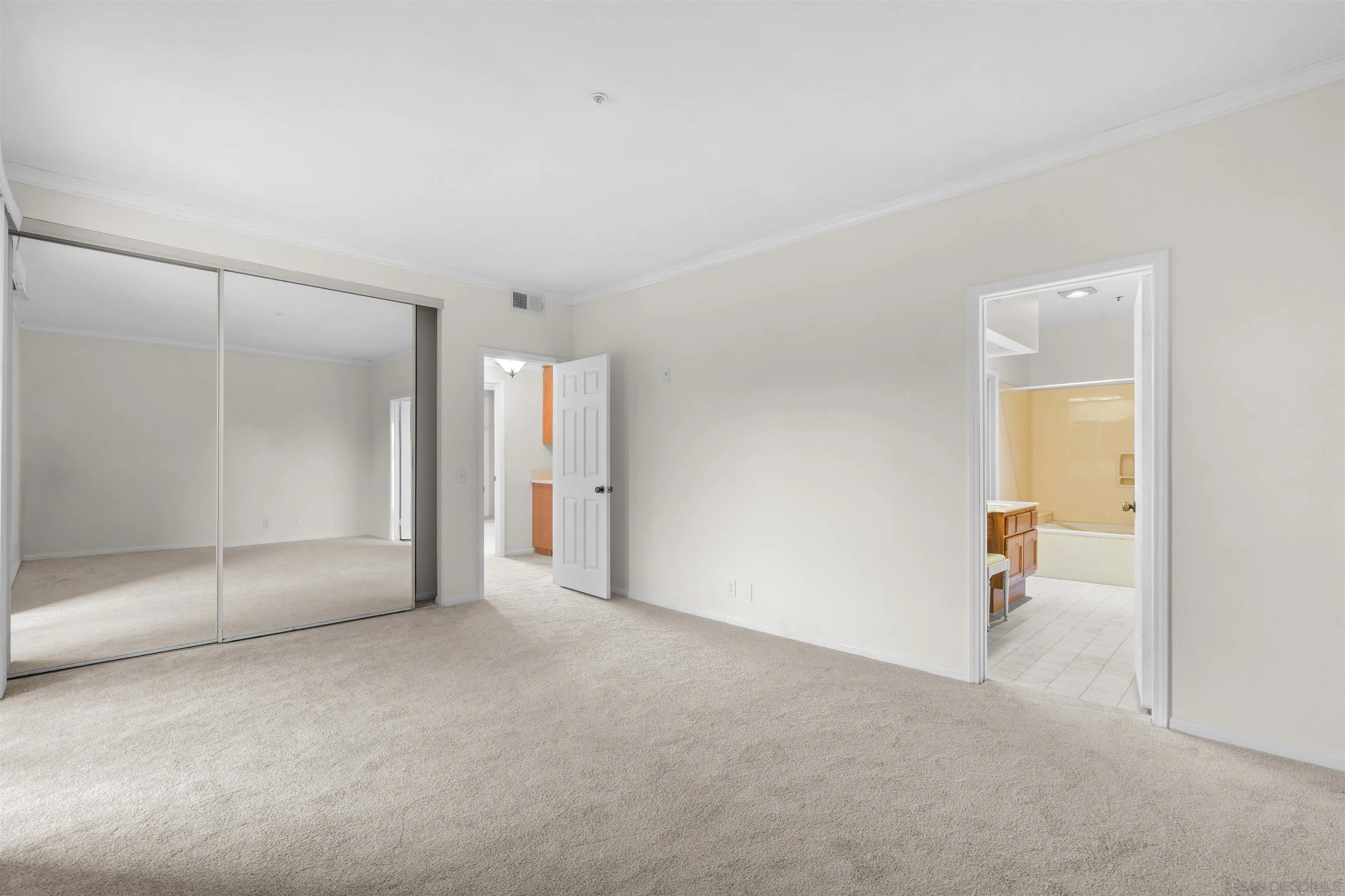 Photo #18: 2600918 Listing: Photo #18