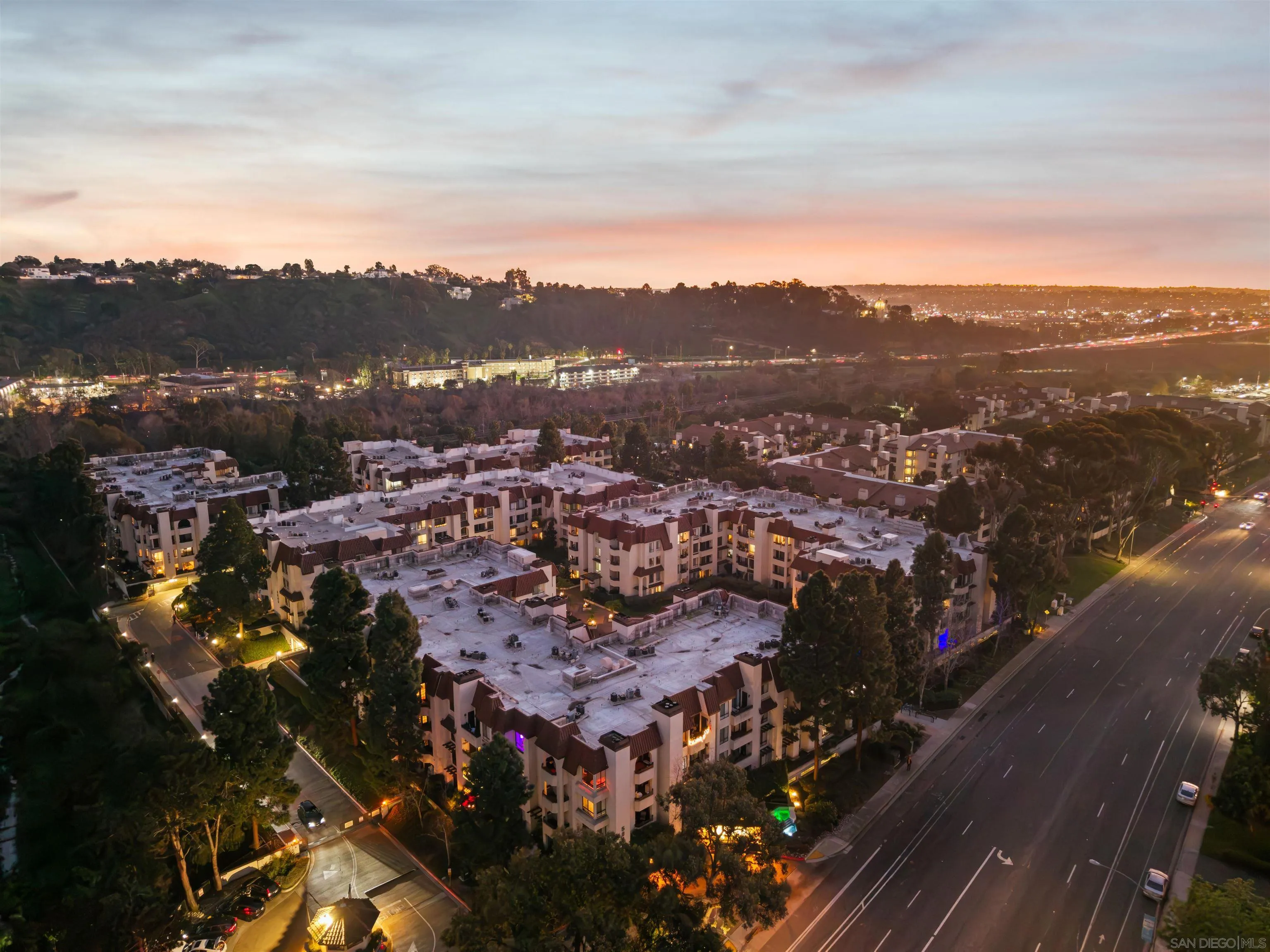 Photo #1: 2600918 Listing: Photo #1