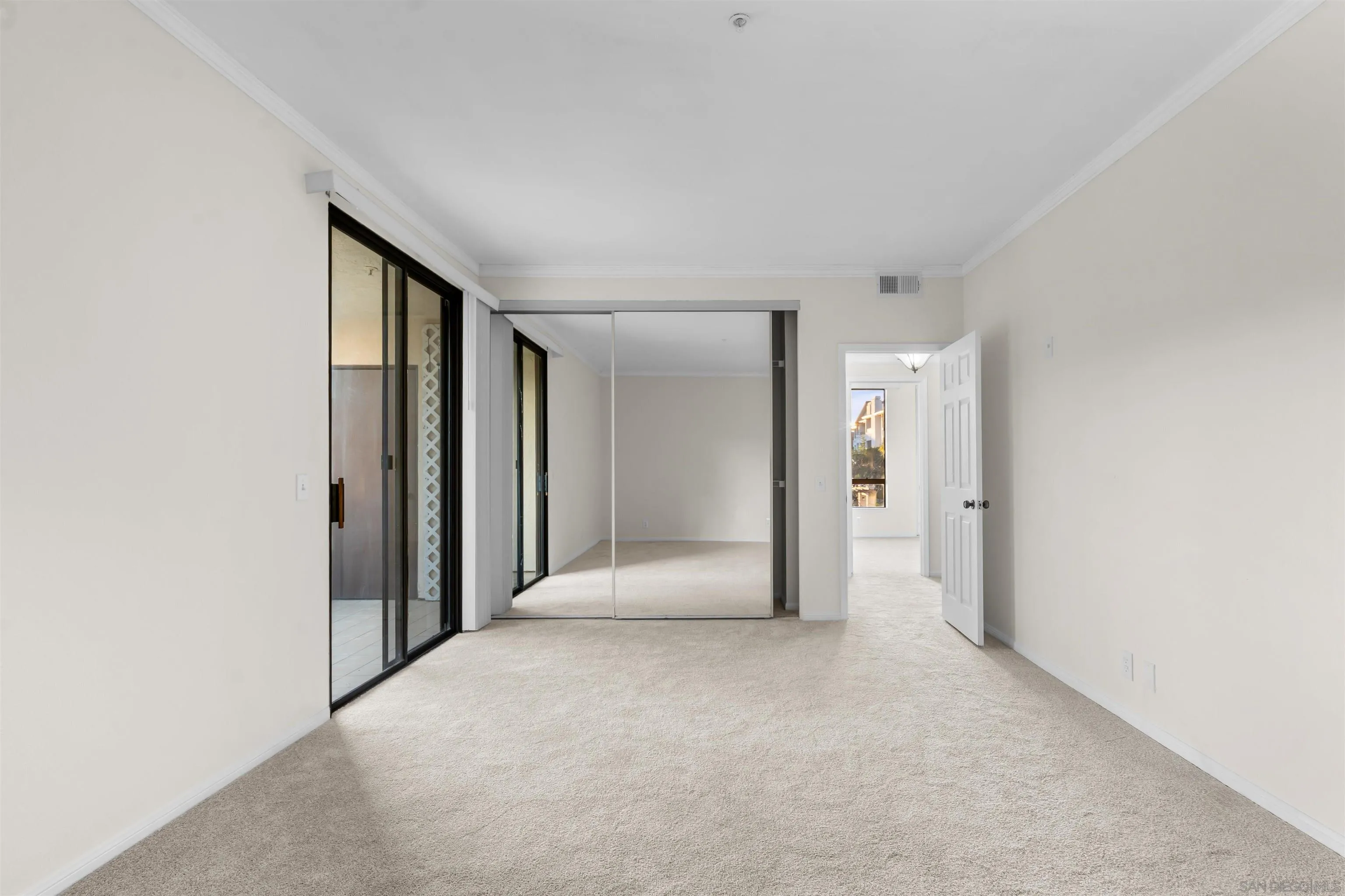 Photo #17: 2600918 Listing: Photo #17