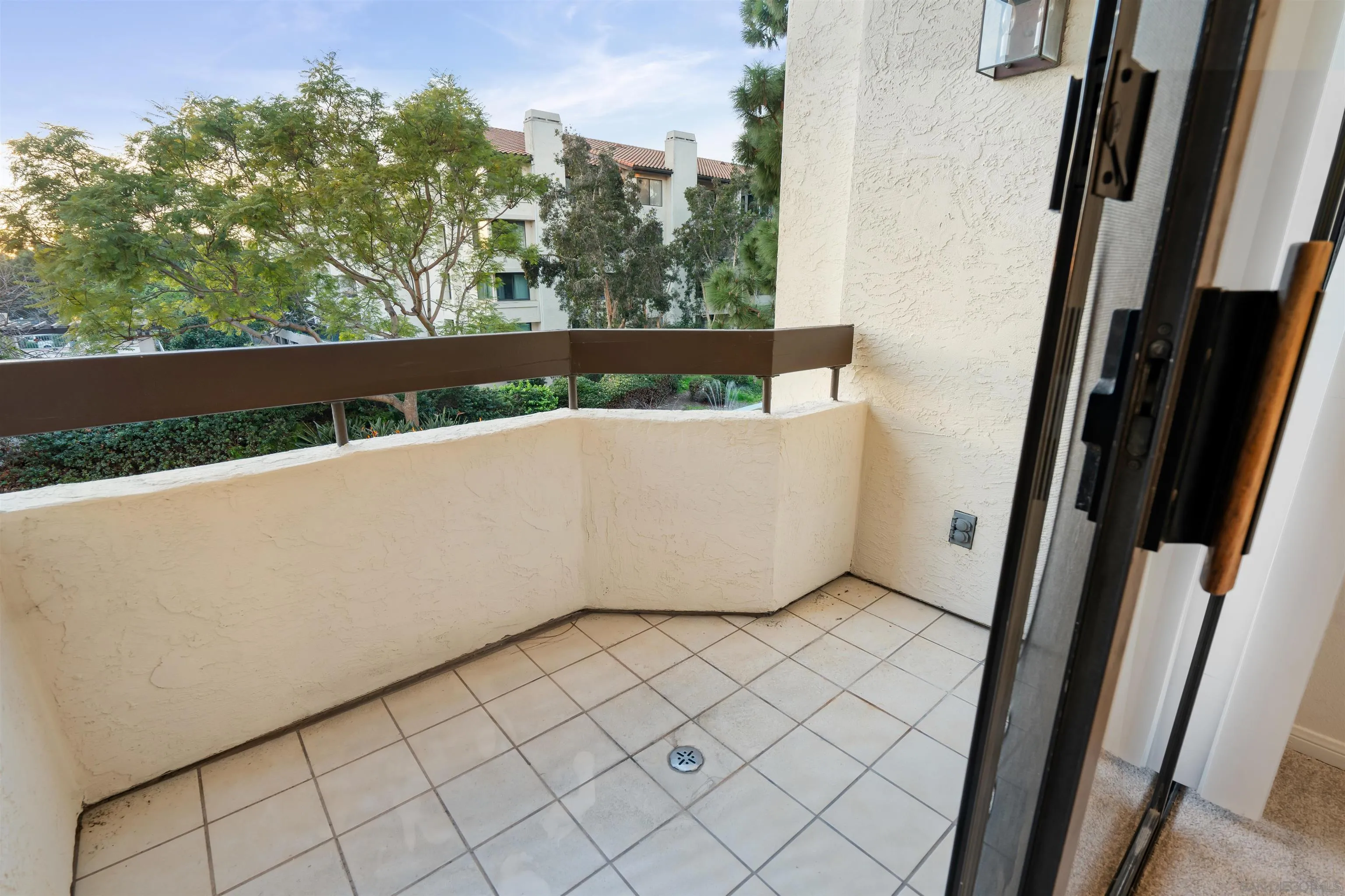 Photo #32: 2600918 Listing: Photo #32