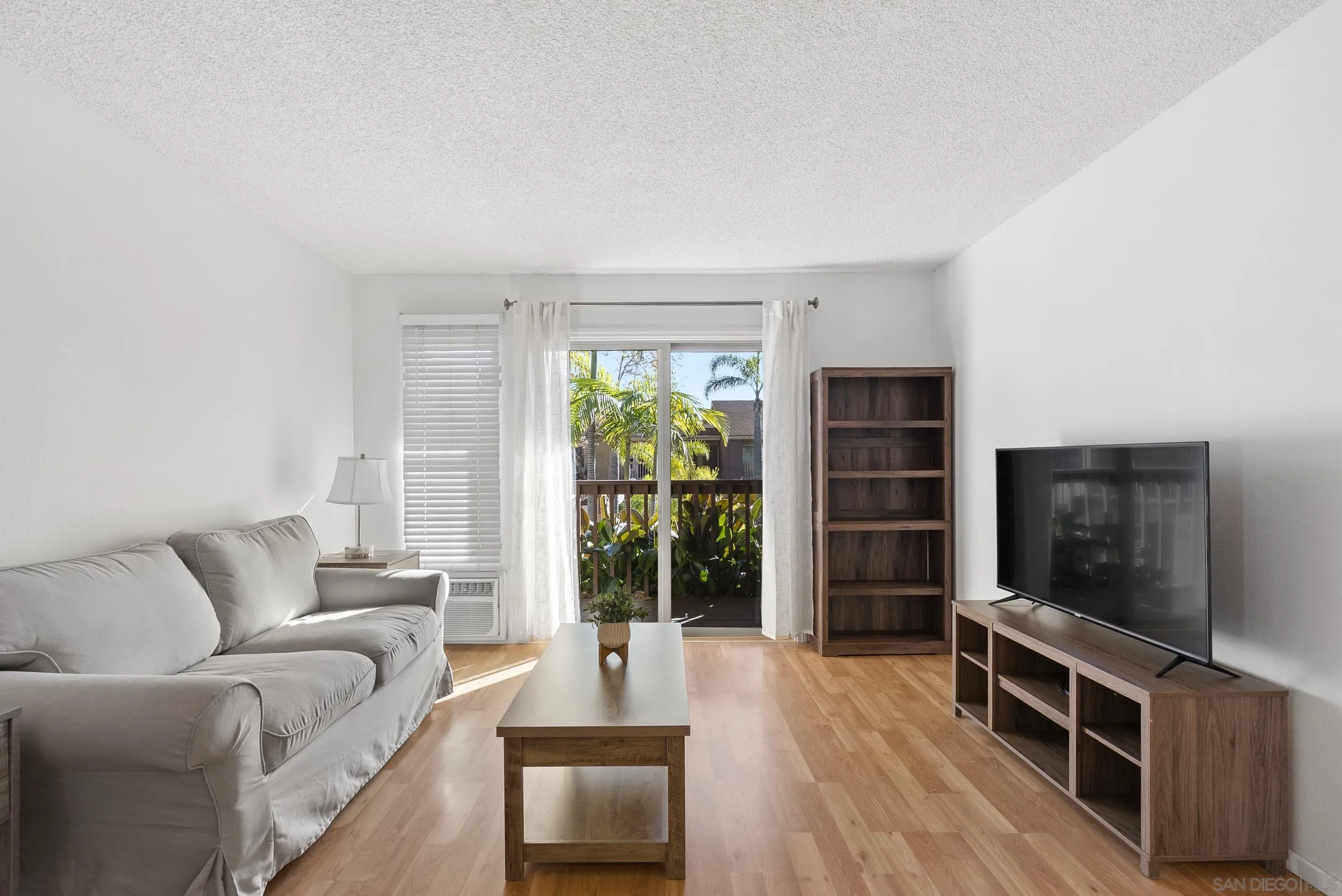 Photo #5: 2600927 Listing: Photo #5