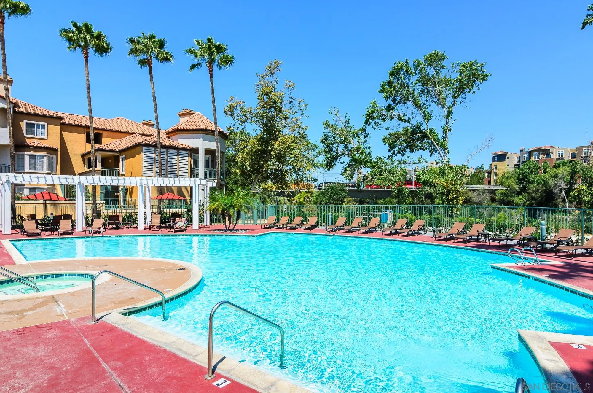 Photo #24: 2600929 Listing: Photo #24