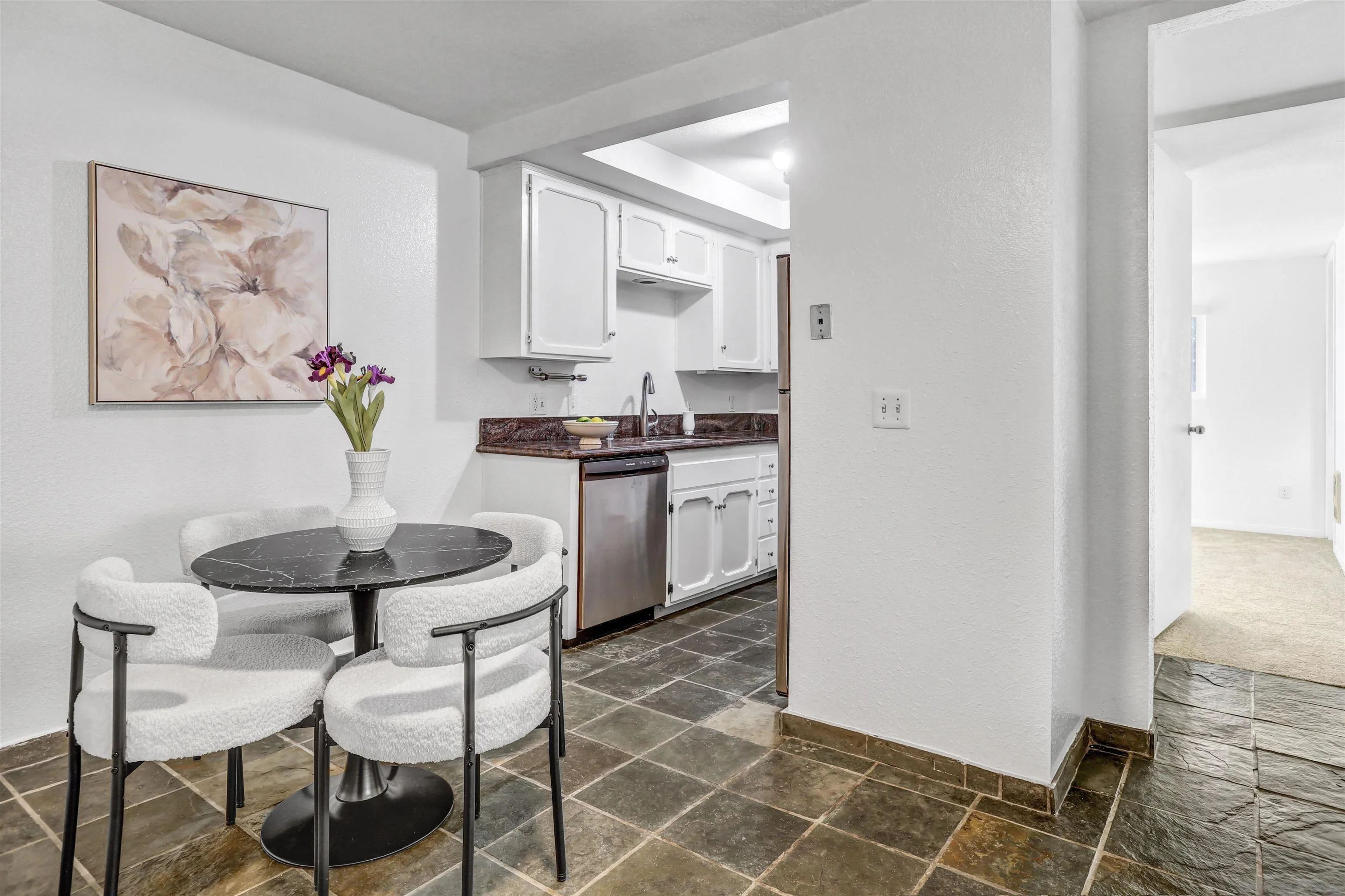 Photo #6: 2600932 Listing: Photo #6