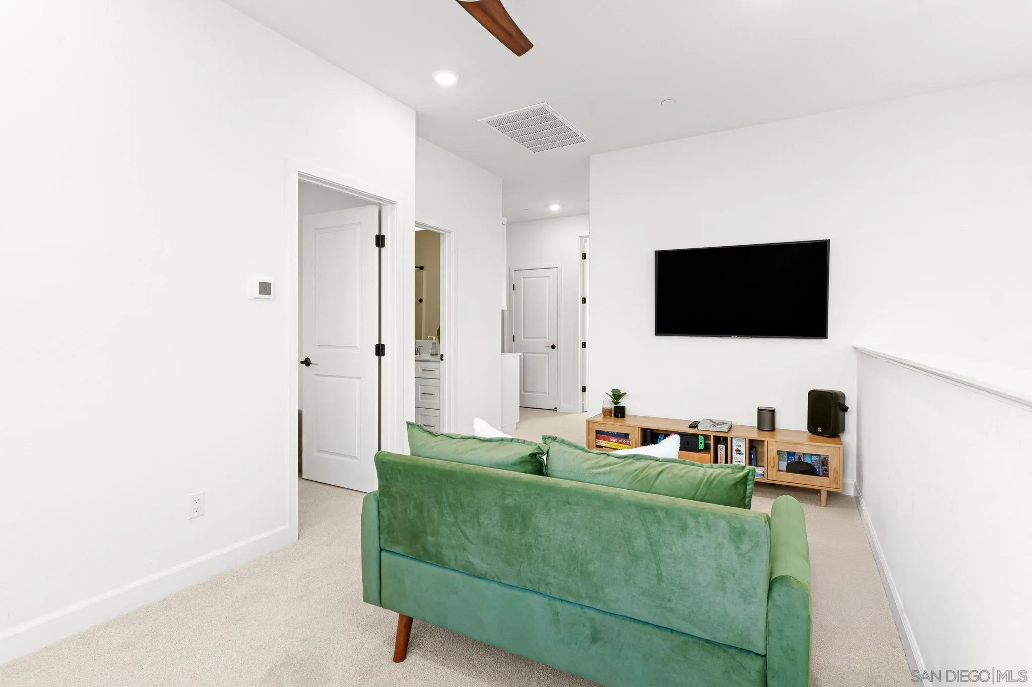https://cdn.realtyfeed.com/cdn/127/2600938/03b36dbb605b682cd0e388bd2e15a11f.webp