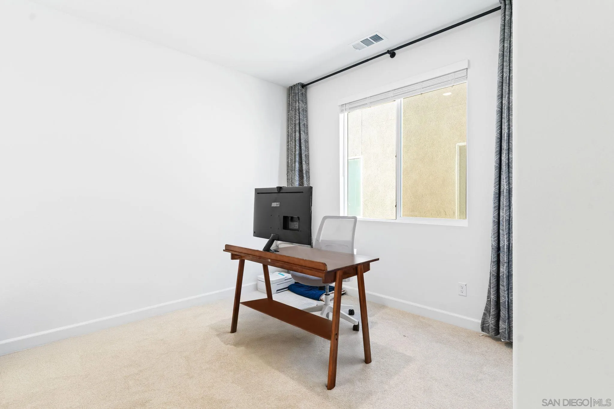 Photo #13: 2600938 Listing: Photo #13