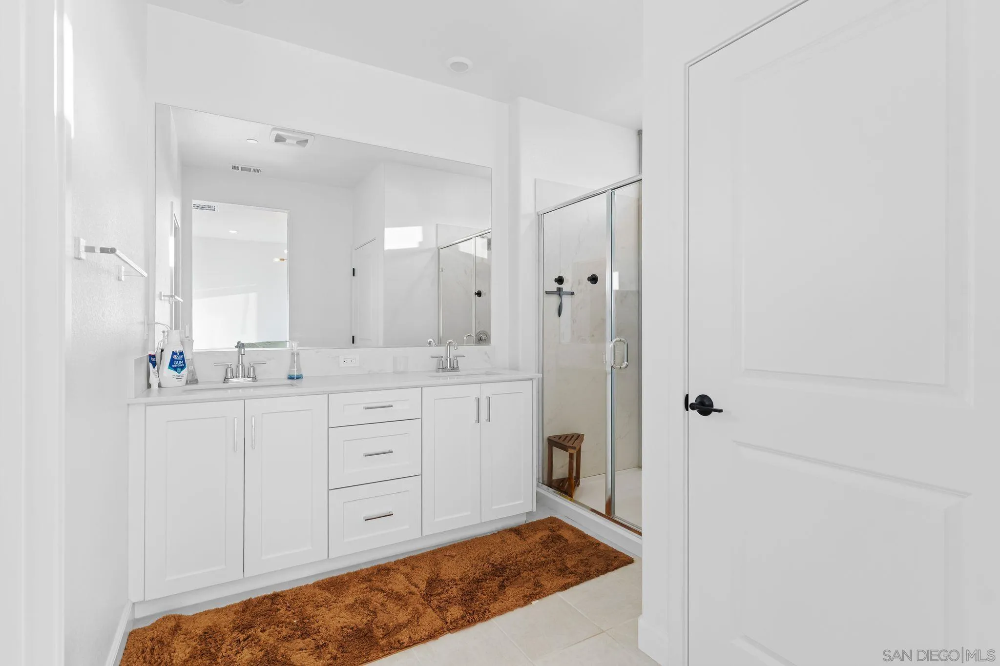 https://cdn.realtyfeed.com/cdn/127/2600938/d9ea0f64b7a9d333947f880e7650286a.webp