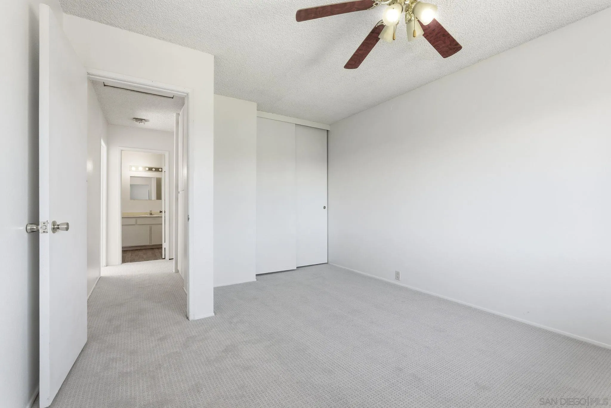 Photo #16: 2600941 Listing: Photo #16