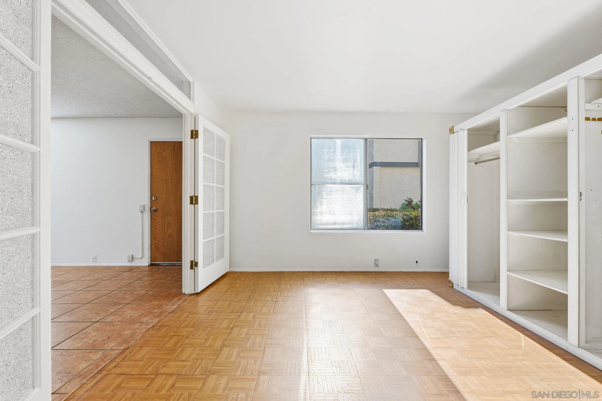 Photo #5: 2600941 Listing: Photo #5