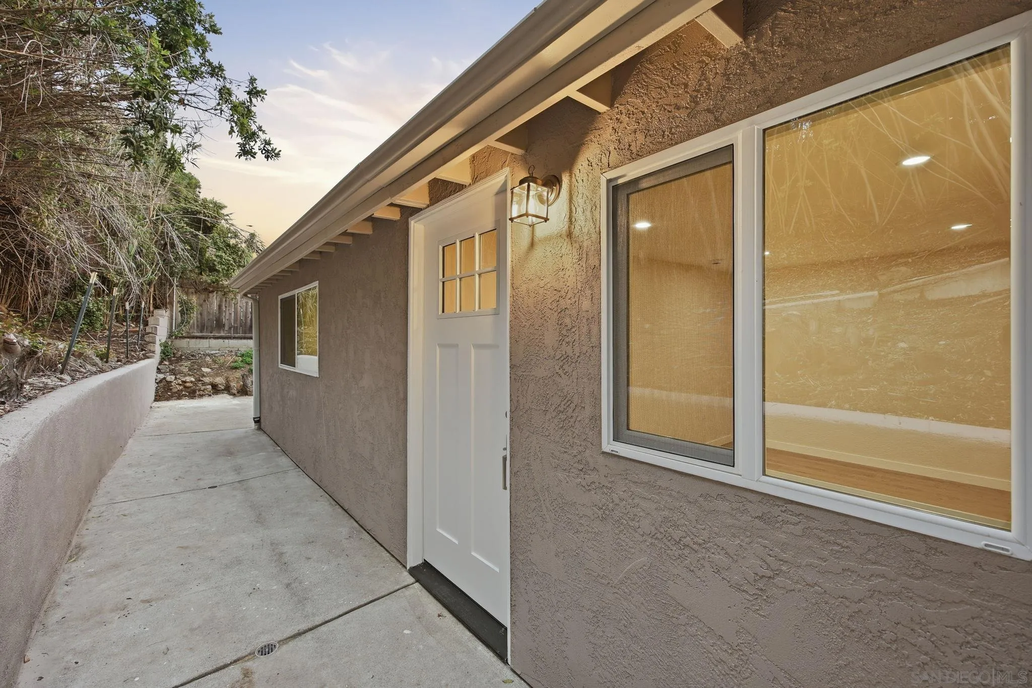 https://cdn.realtyfeed.com/cdn/127/2600942/7443f6eddd88297001bca87b98e6af48.webp