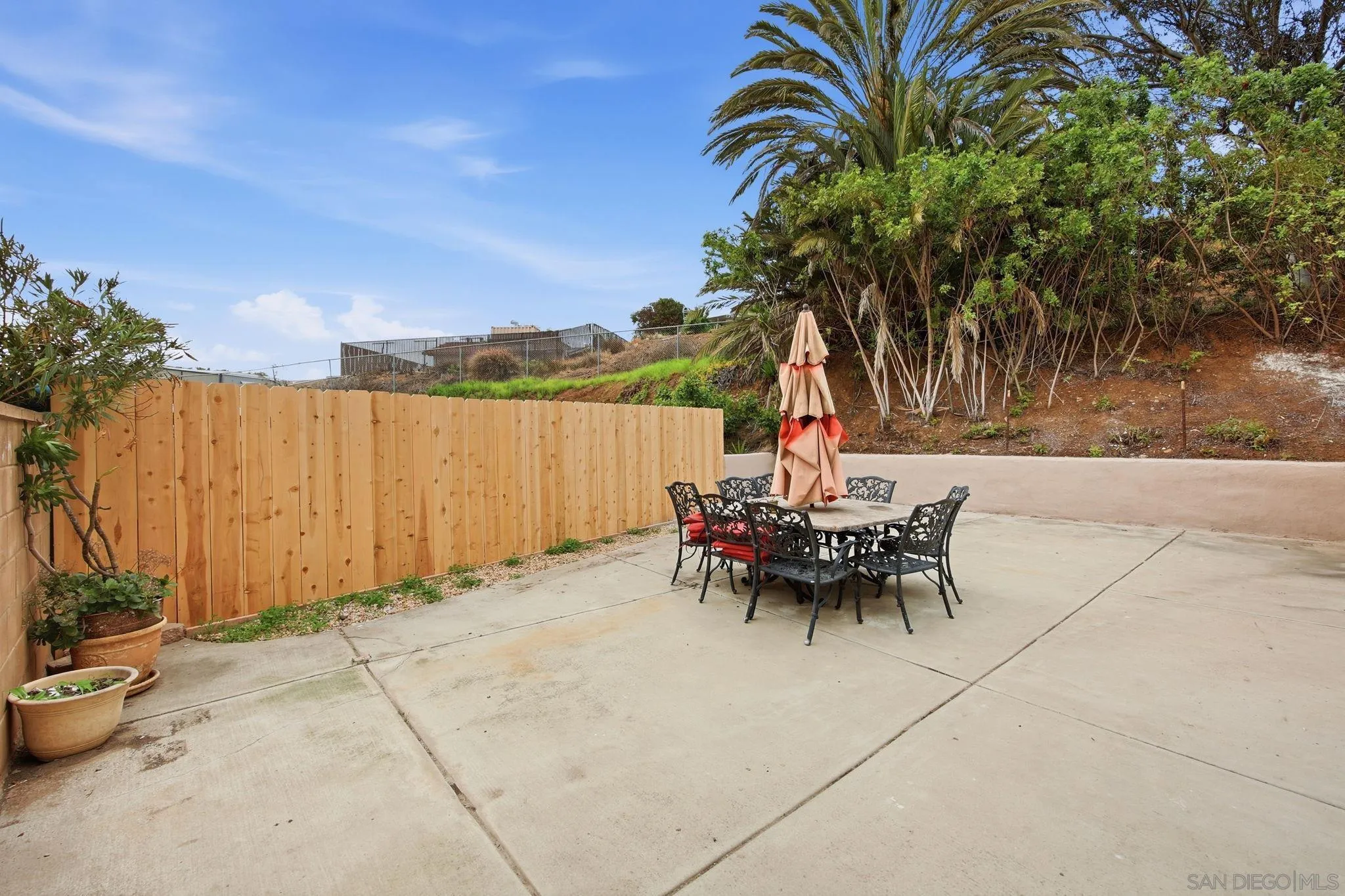 https://cdn.realtyfeed.com/cdn/127/2600942/ad9851c20c06a6143a5cfce9fcd4aa1b.webp