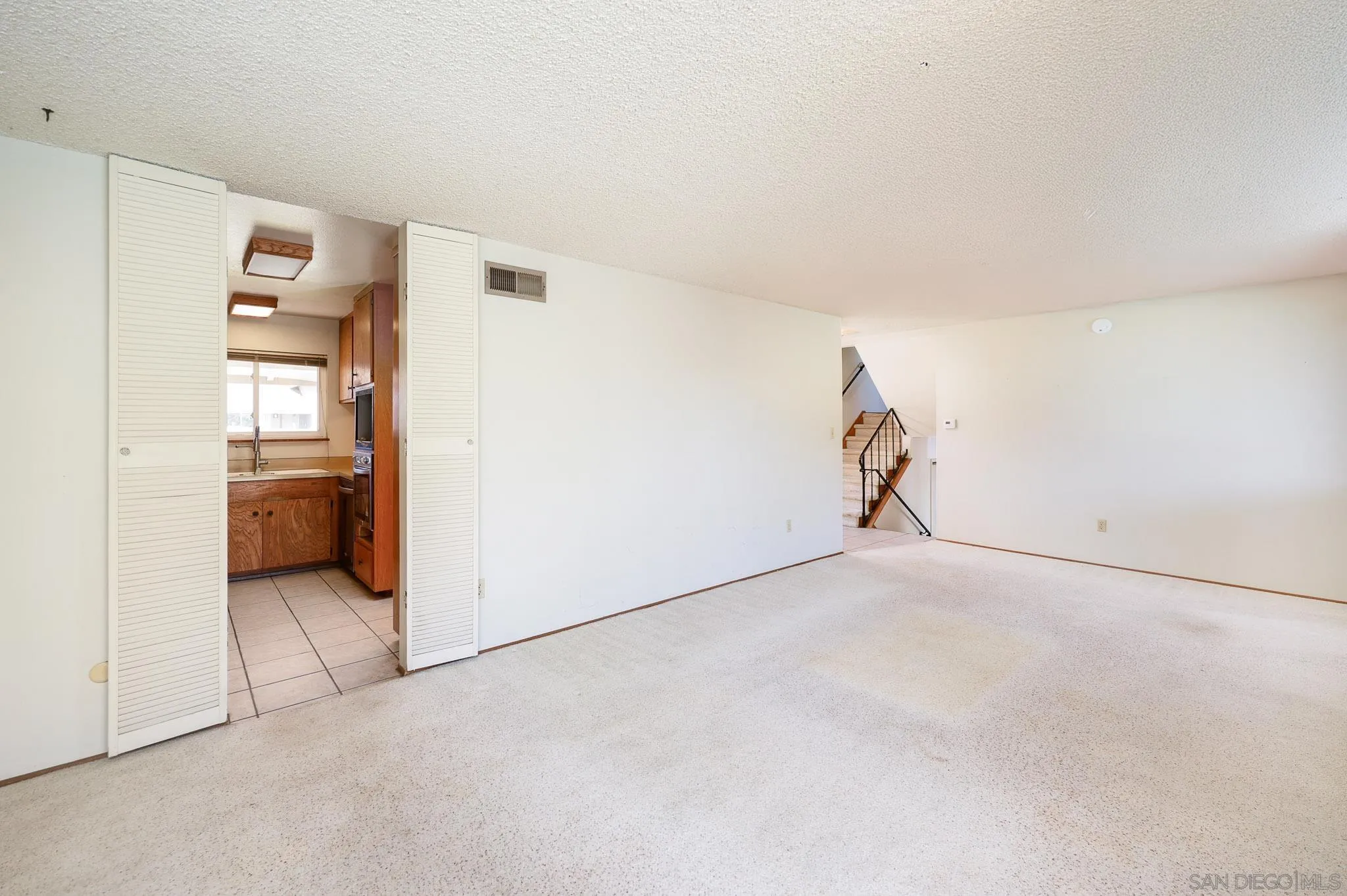 https://cdn.realtyfeed.com/cdn/127/2600943/691004c6416088cacdac4a18460f8342.webp