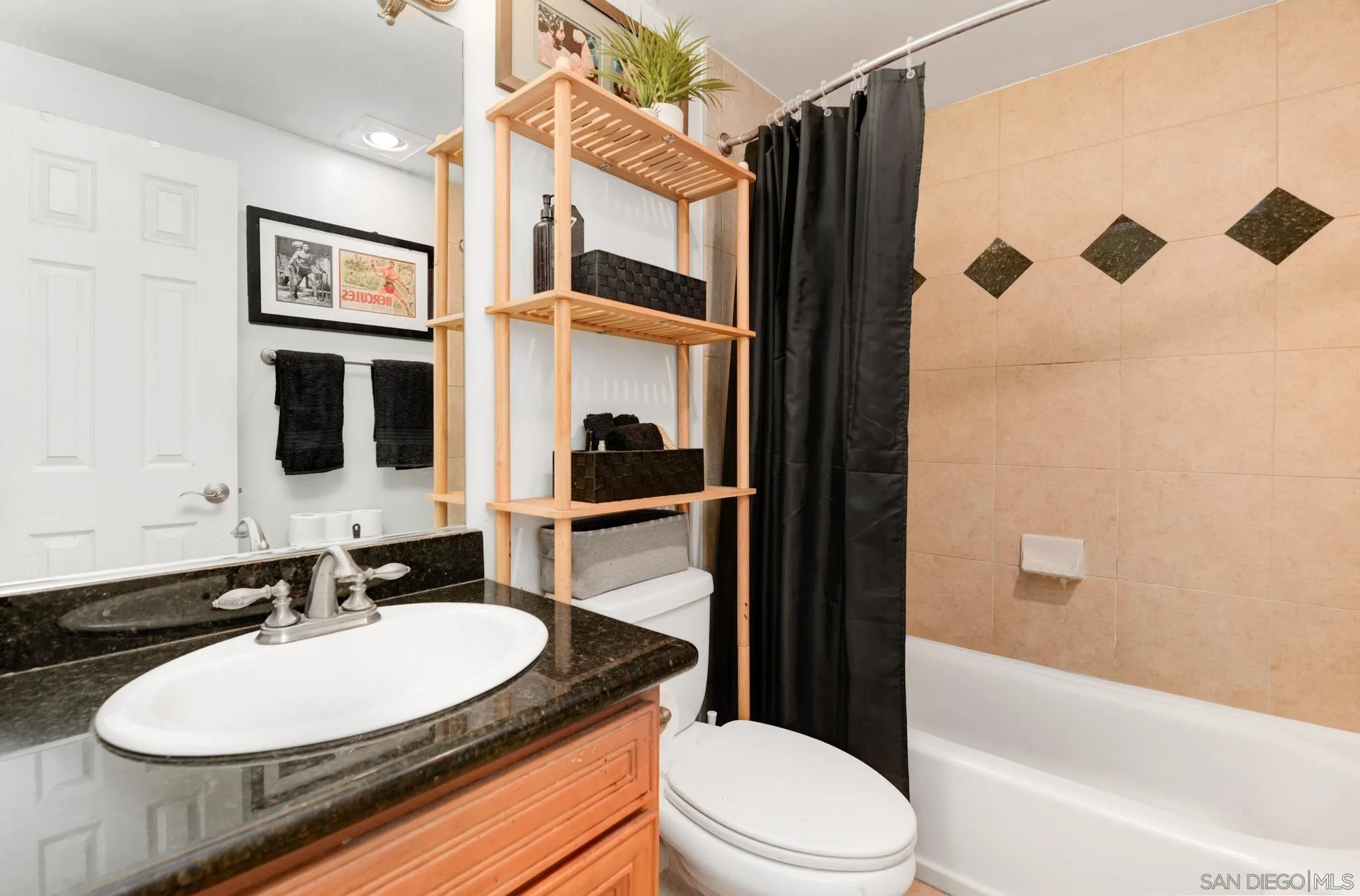 Photo #14: 2600944 Listing: Photo #14