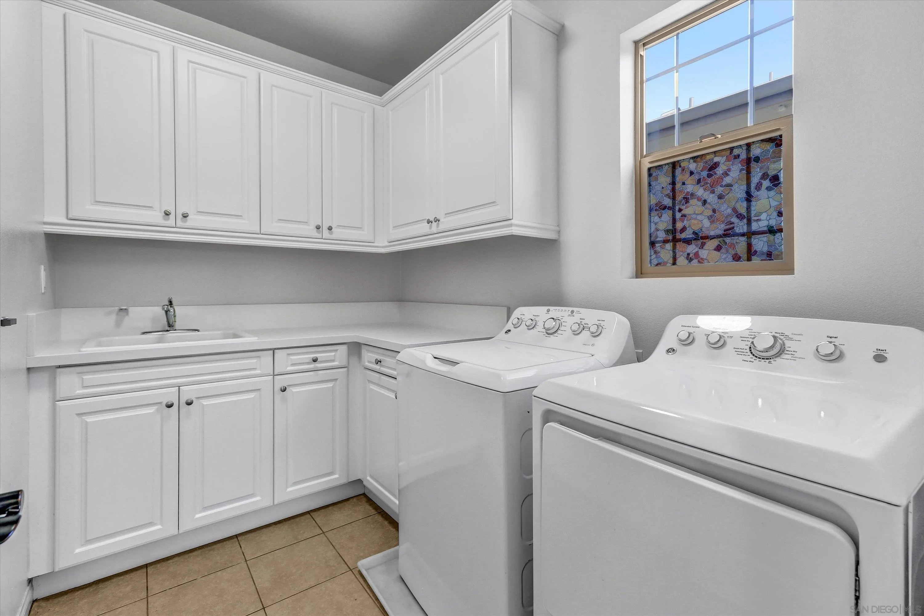 https://cdn.realtyfeed.com/cdn/127/2600945/5413143347413a2bd7c5a619759e399a.webp