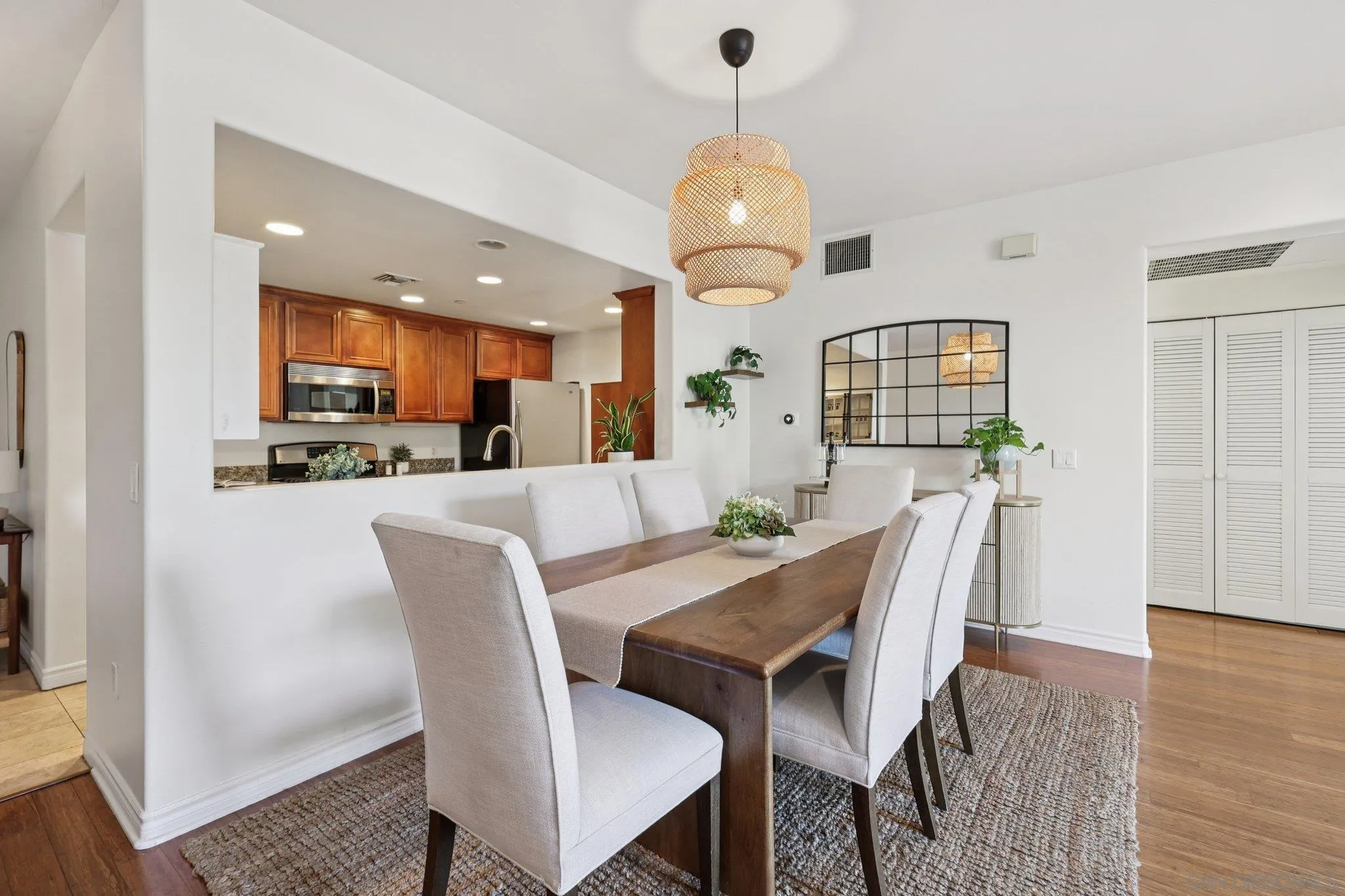 Photo #16: 2600949 Listing: Photo #16