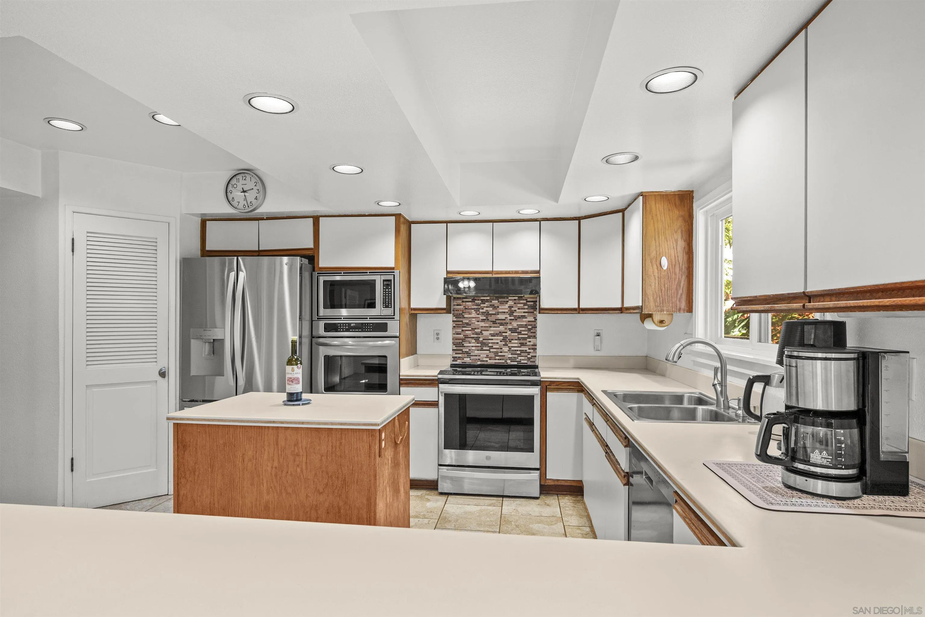 https://cdn.realtyfeed.com/cdn/127/2600954/1da9abec170c5549665d1d6fab26b329.webp