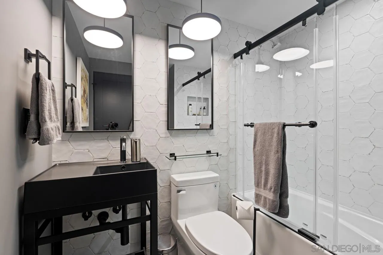 https://cdn.realtyfeed.com/cdn/127/2600955/5a26ecd25790415e483f739d7bd560b8.webp