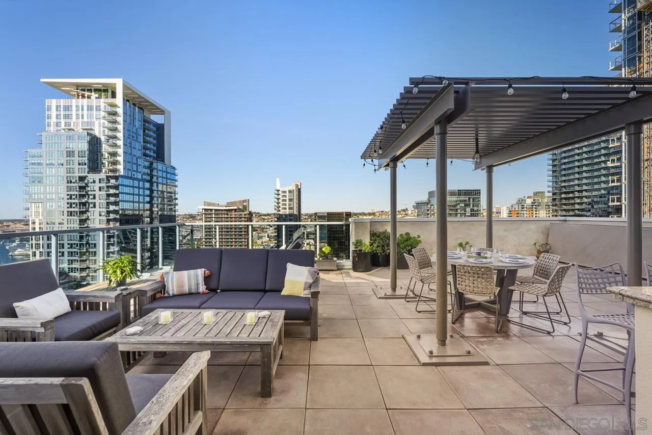https://cdn.realtyfeed.com/cdn/127/2600955/f8d93d0878855dfa432454f6834af65c.webp