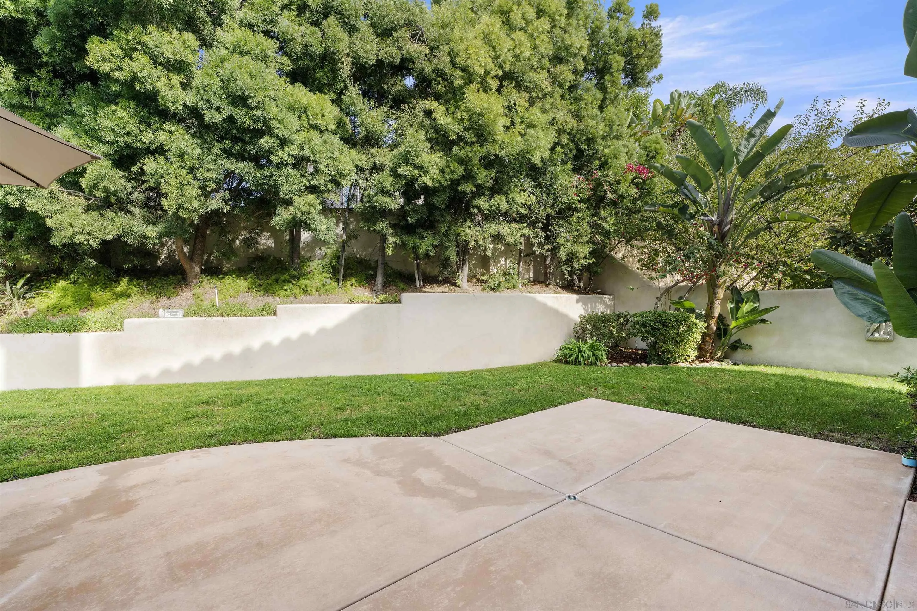 https://cdn.realtyfeed.com/cdn/127/2600956/0f80d5747171040c5e7522c17fdf2d88.webp