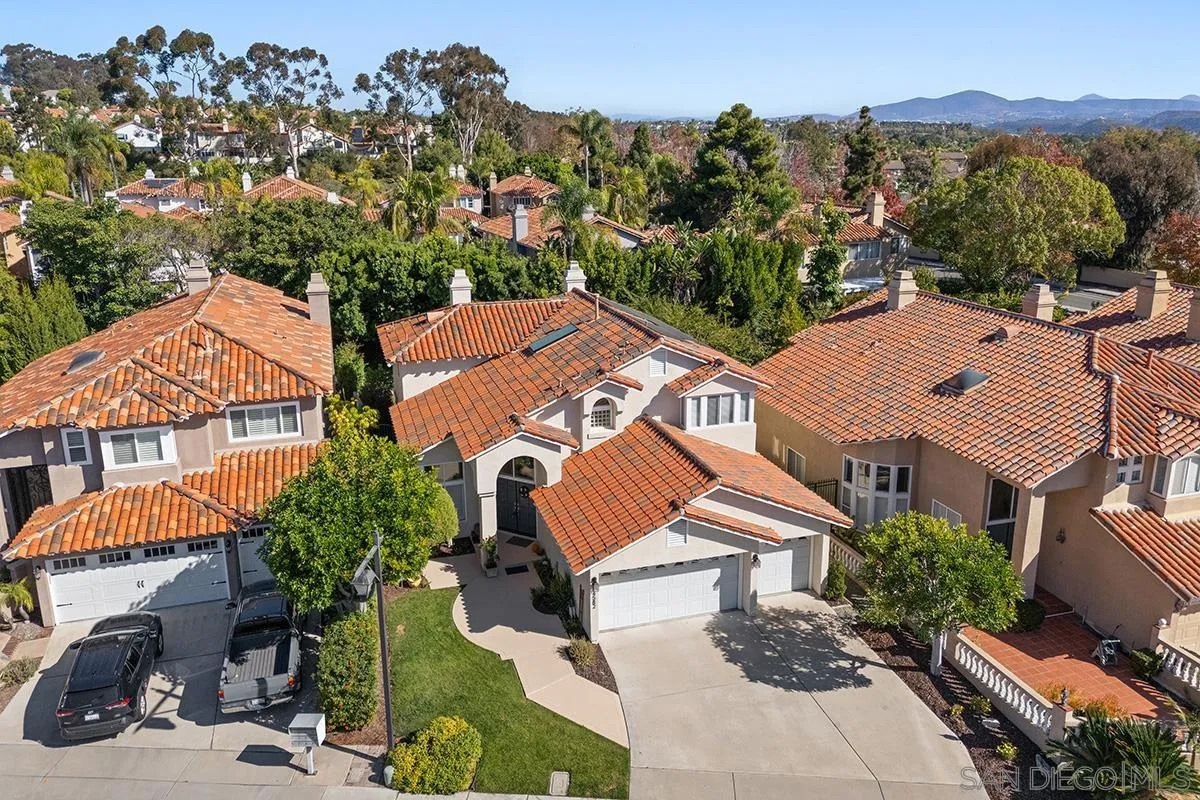 https://cdn.realtyfeed.com/cdn/127/2600956/31453aaffd0d0f120d98c92415a7a003.webp
